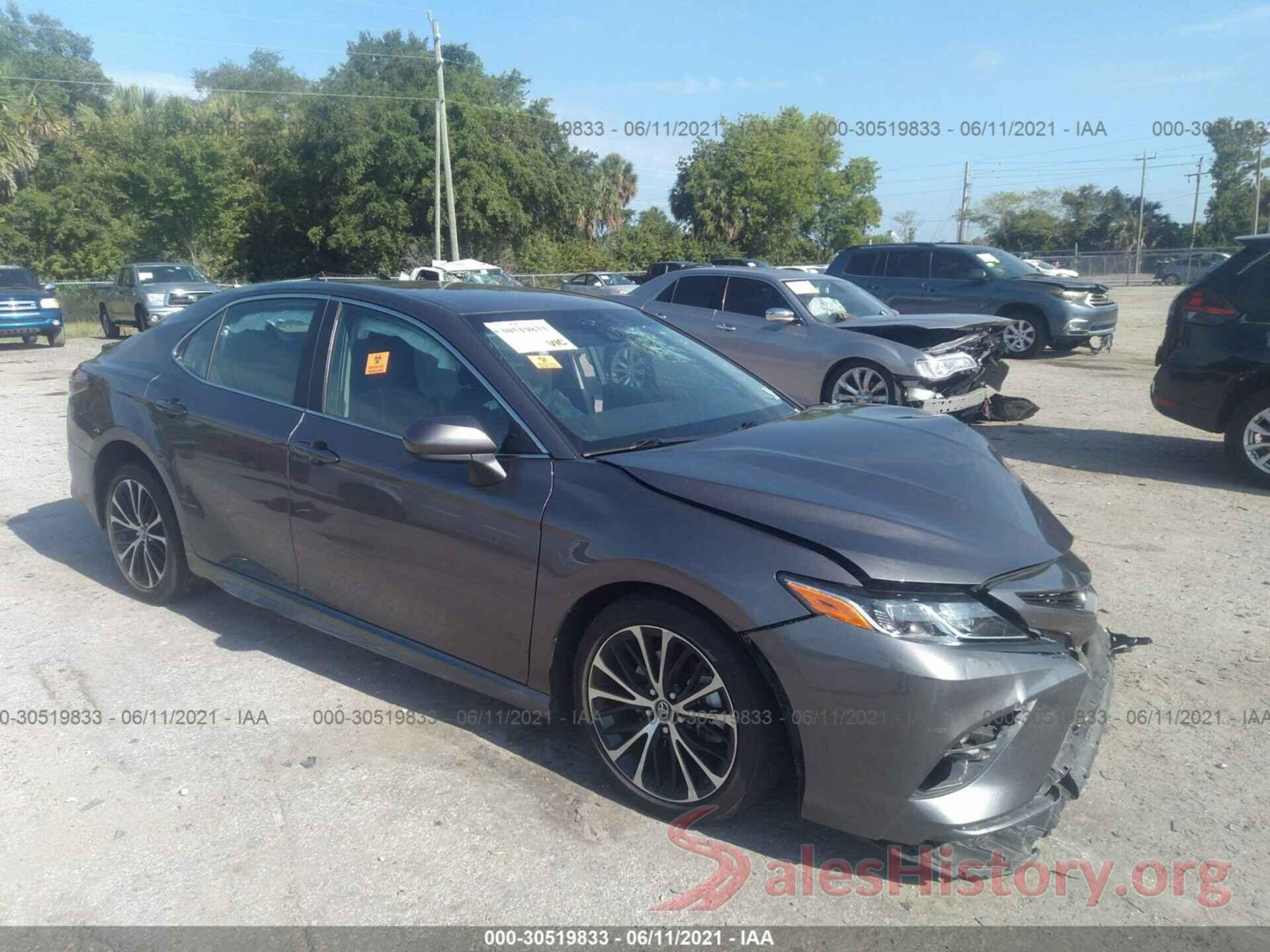 4T1B11HKXKU225728 2019 TOYOTA CAMRY