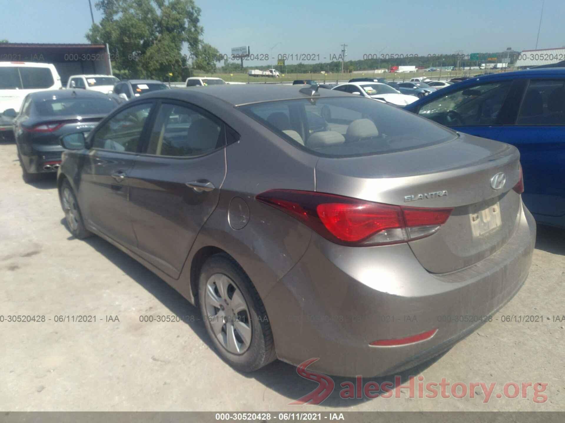 5NPDH4AE2GH693453 2016 HYUNDAI ELANTRA