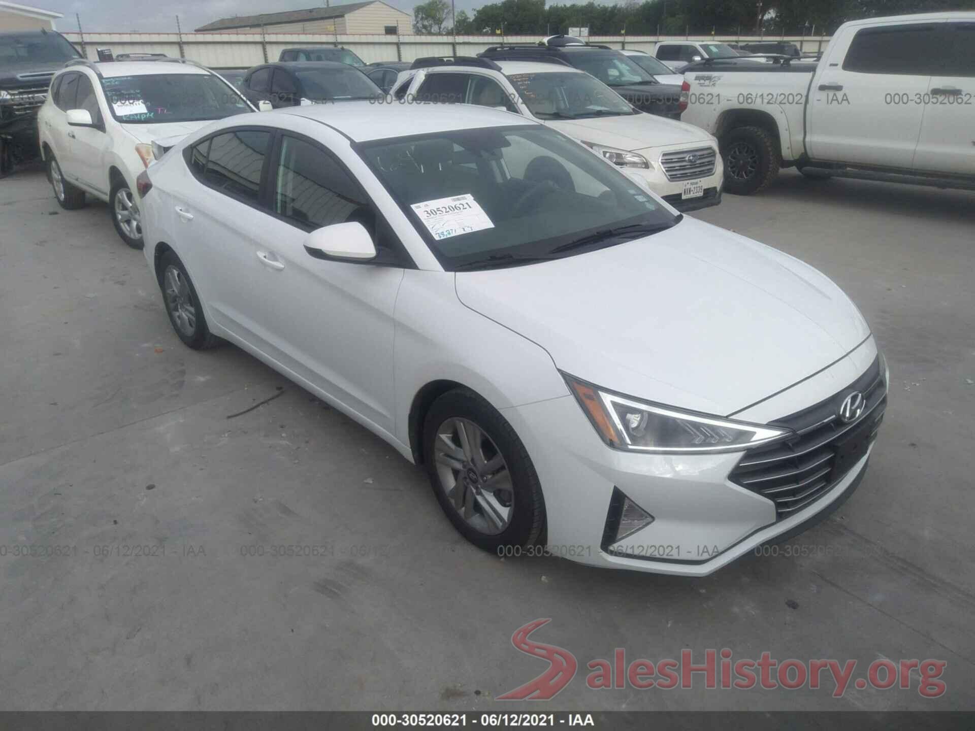 5NPD84LF5LH568592 2020 HYUNDAI ELANTRA