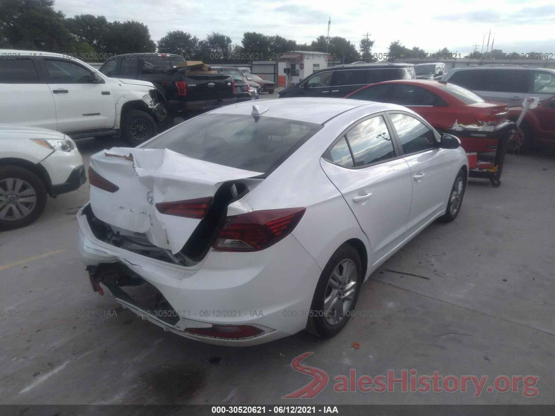 5NPD84LF5LH568592 2020 HYUNDAI ELANTRA