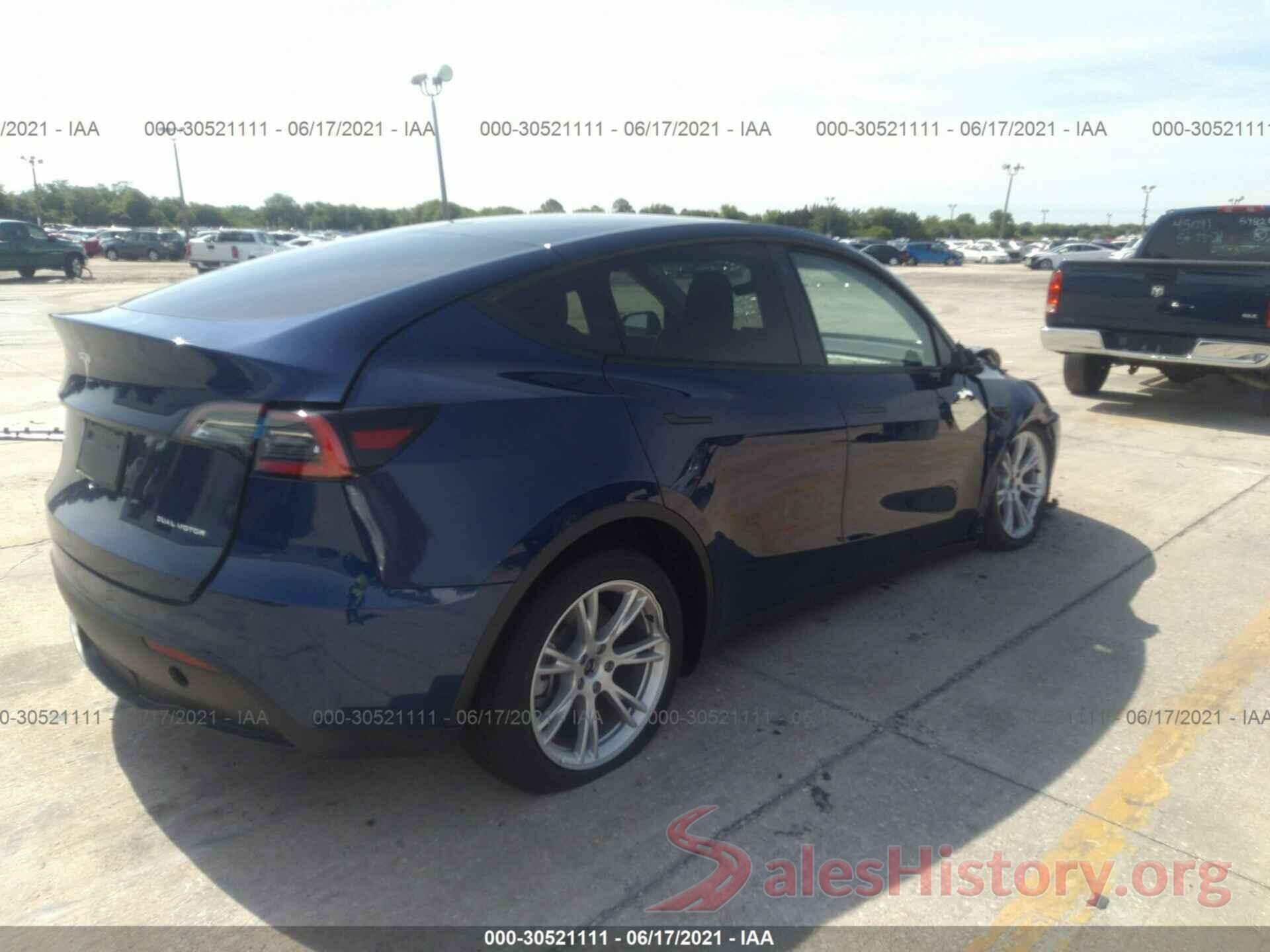 5YJYGAEE9MF134991 2021 TESLA MODEL Y