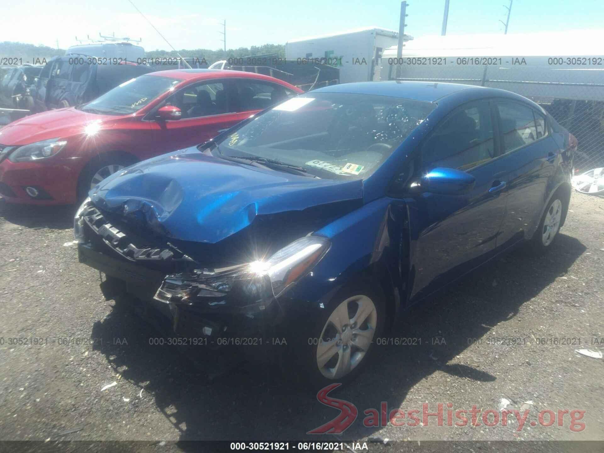 3KPFK4A75HE038348 2017 KIA FORTE