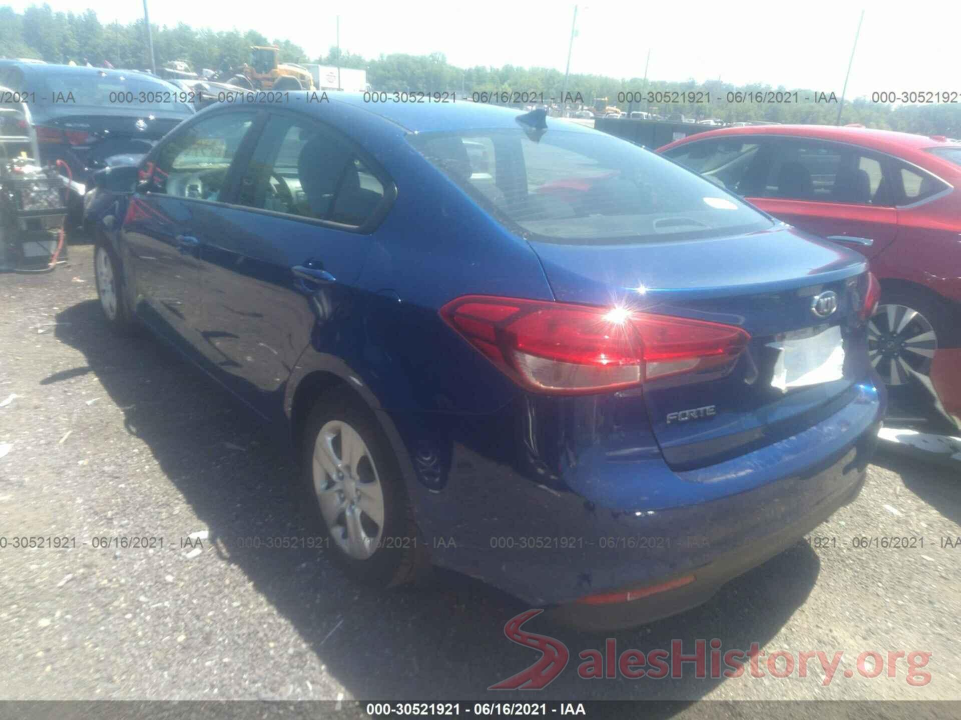 3KPFK4A75HE038348 2017 KIA FORTE