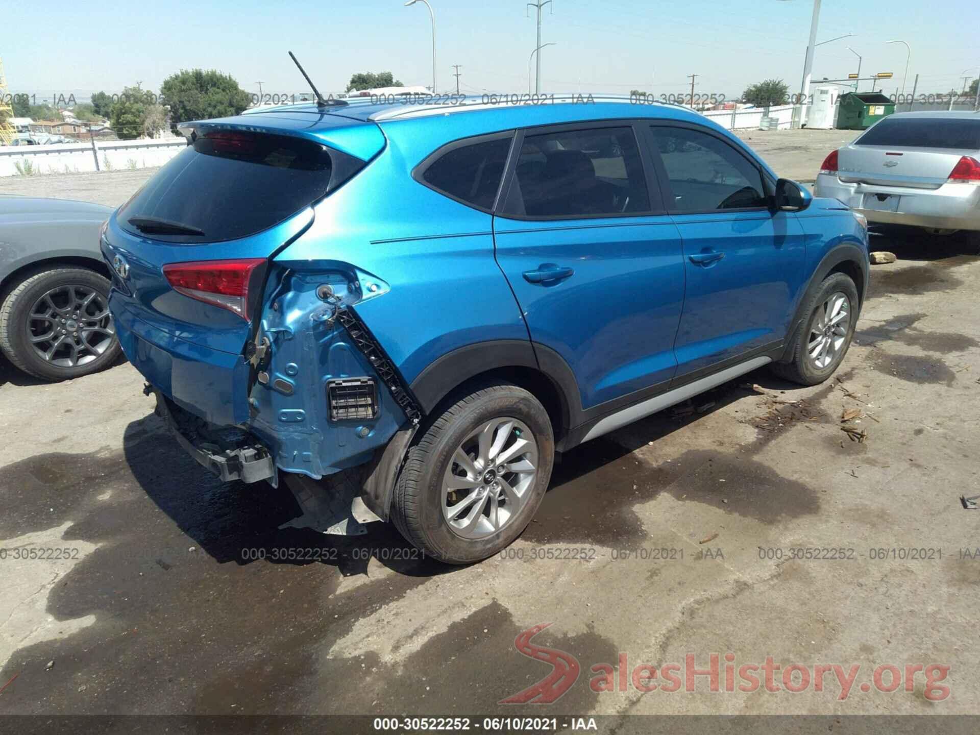 KM8J33A4XHU575818 2017 HYUNDAI TUCSON