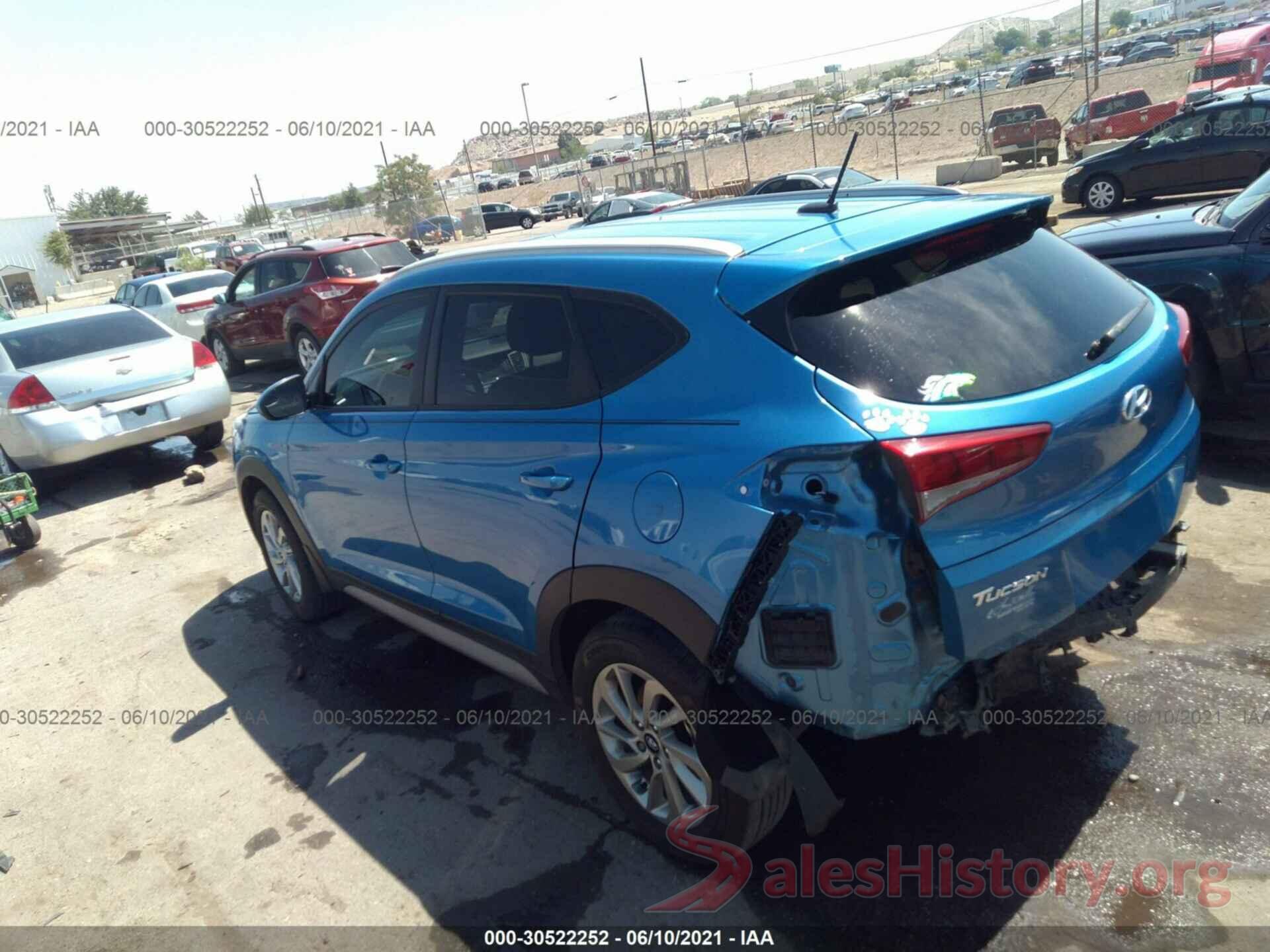 KM8J33A4XHU575818 2017 HYUNDAI TUCSON