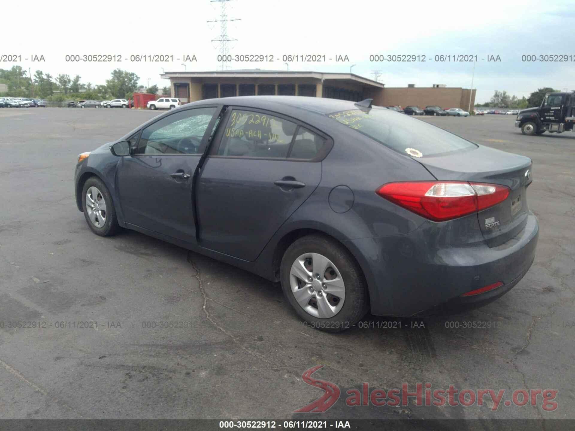 KNAFX4A68G5534373 2016 KIA FORTE