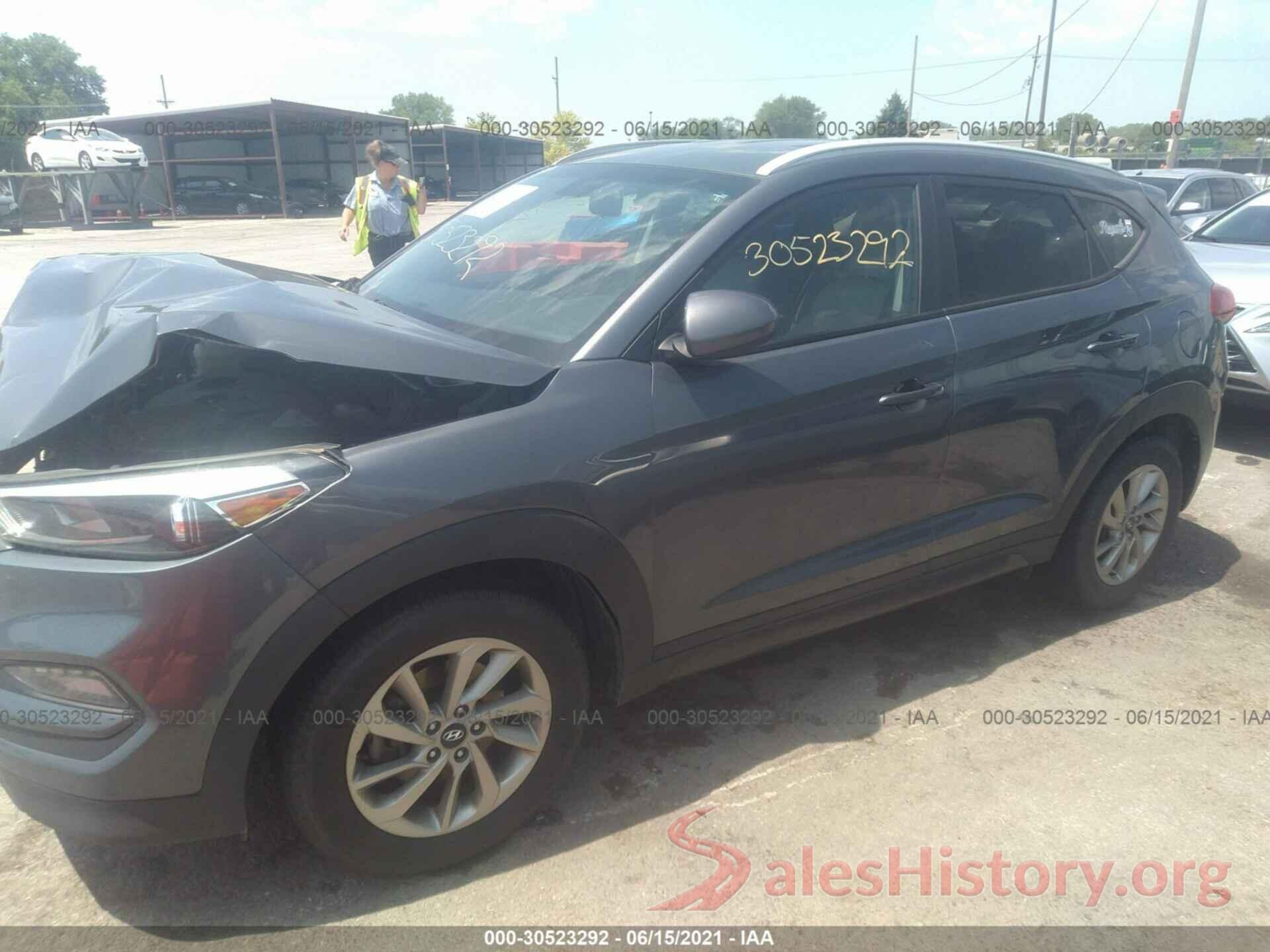 KM8J3CA43GU096283 2016 HYUNDAI TUCSON