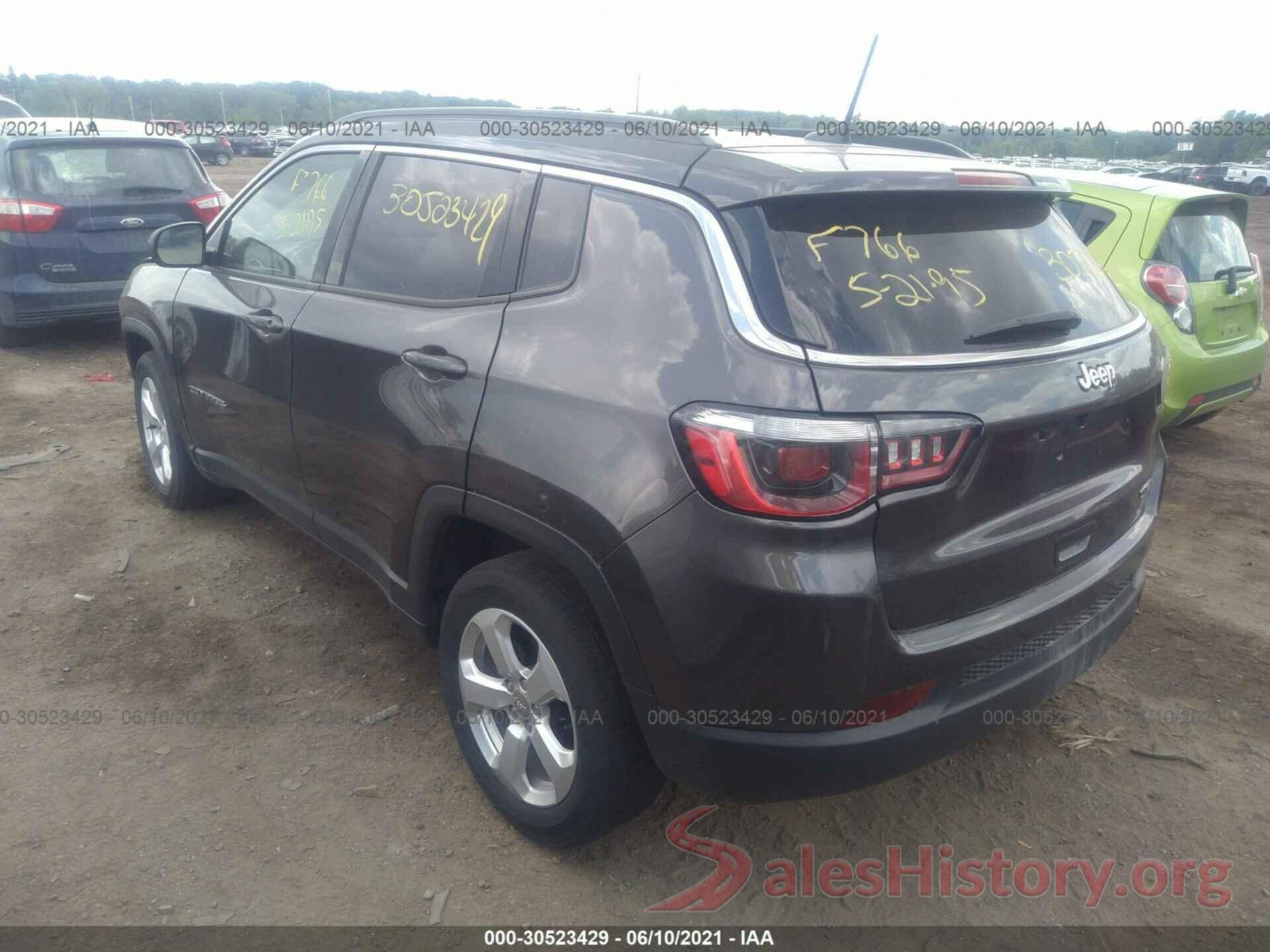 3C4NJCBB7JT272553 2018 JEEP COMPASS