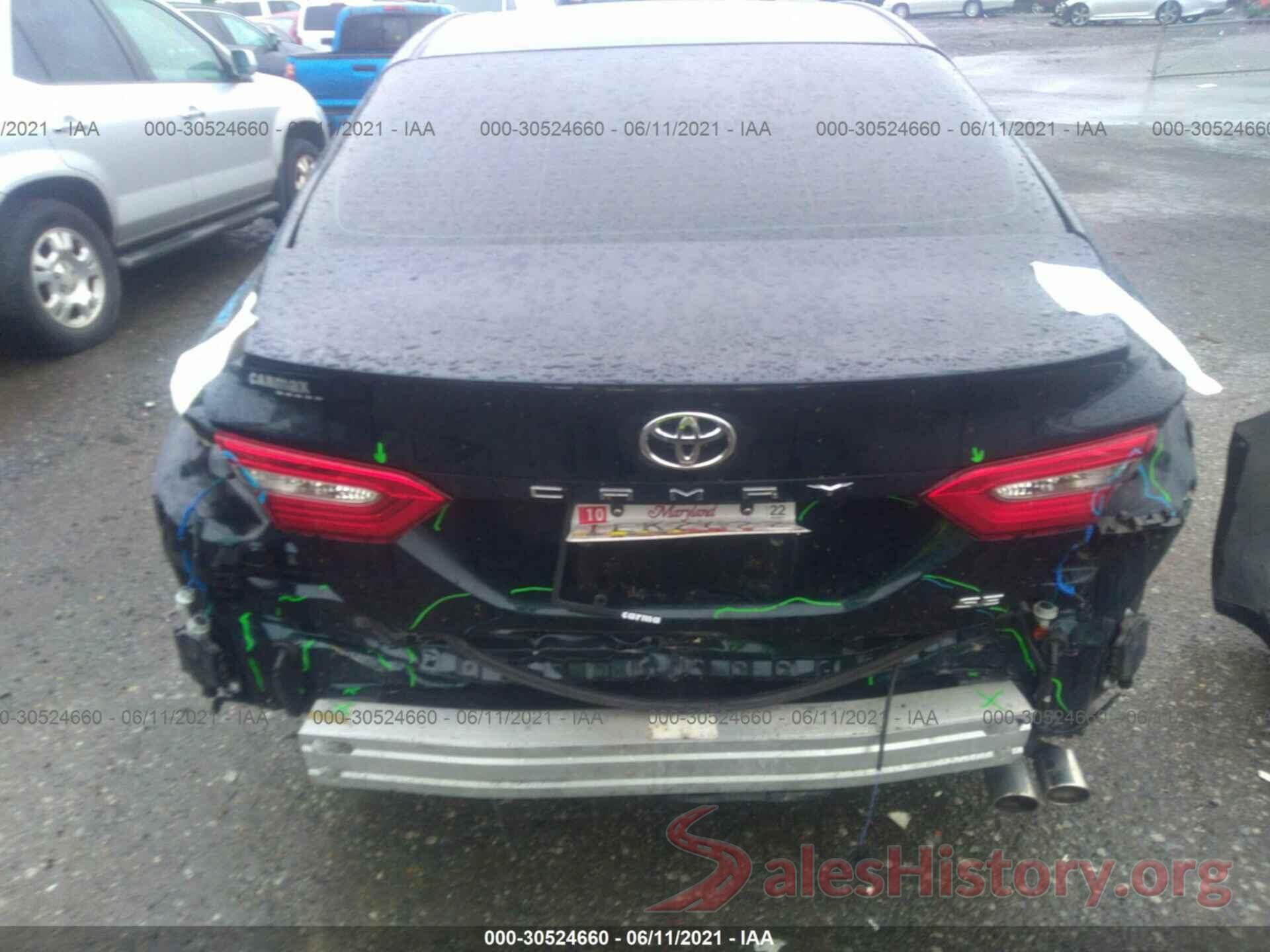 4T1B11HK5JU579753 2018 TOYOTA CAMRY