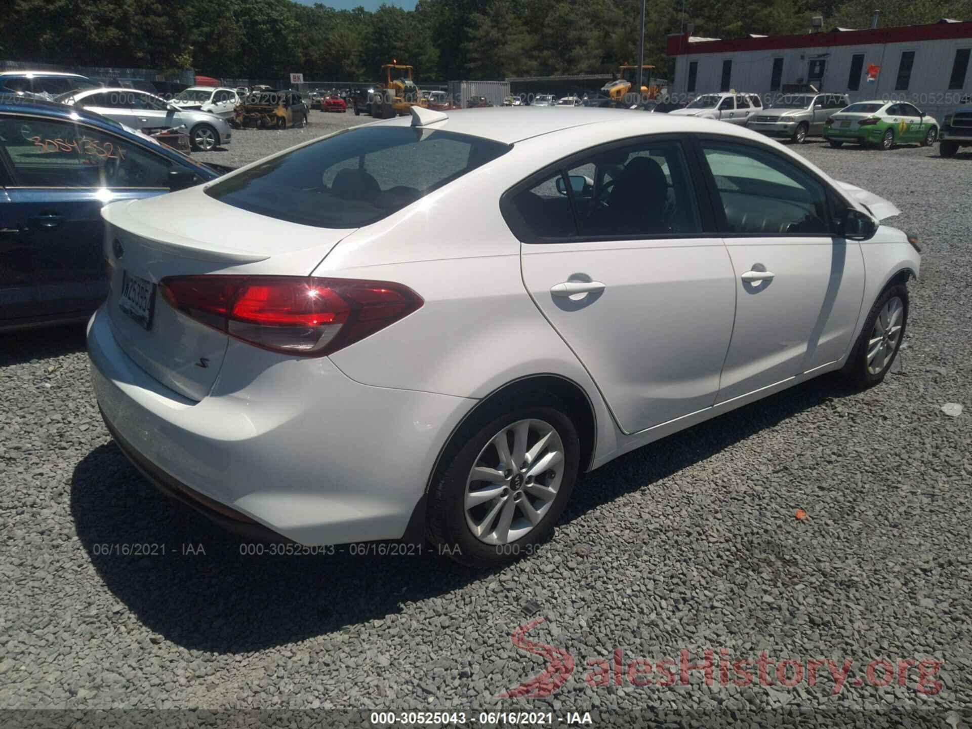 3KPFL4A7XHE112960 2017 KIA FORTE