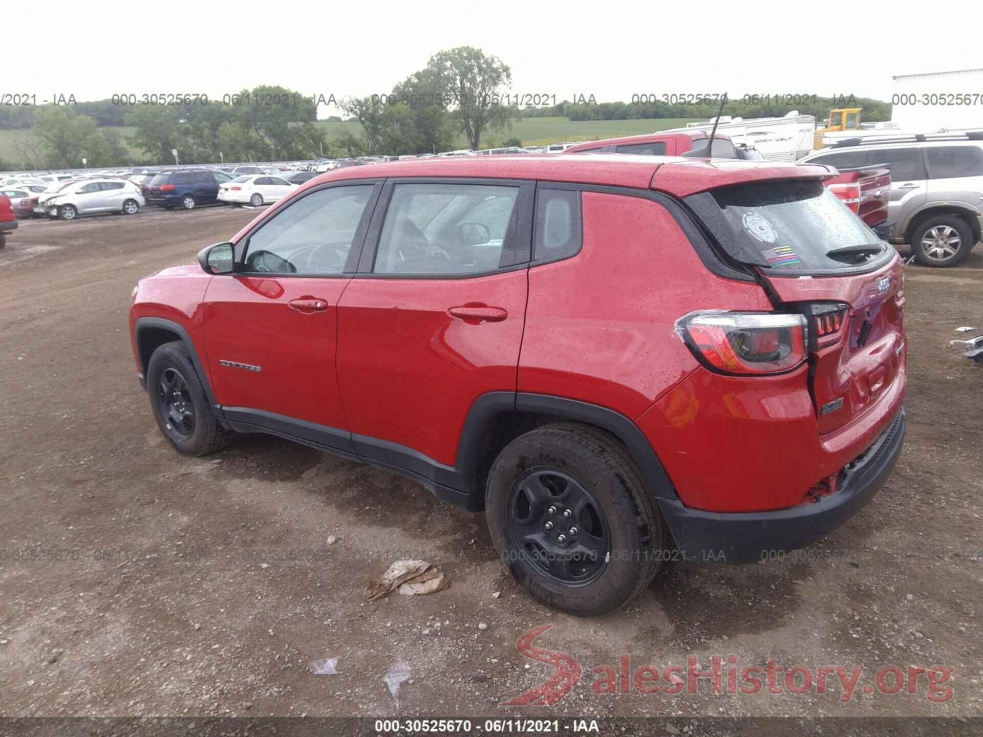 3C4NJCABXKT677602 2019 JEEP COMPASS