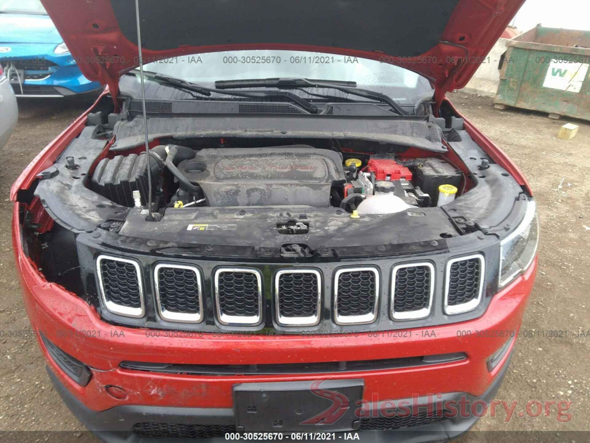 3C4NJCABXKT677602 2019 JEEP COMPASS