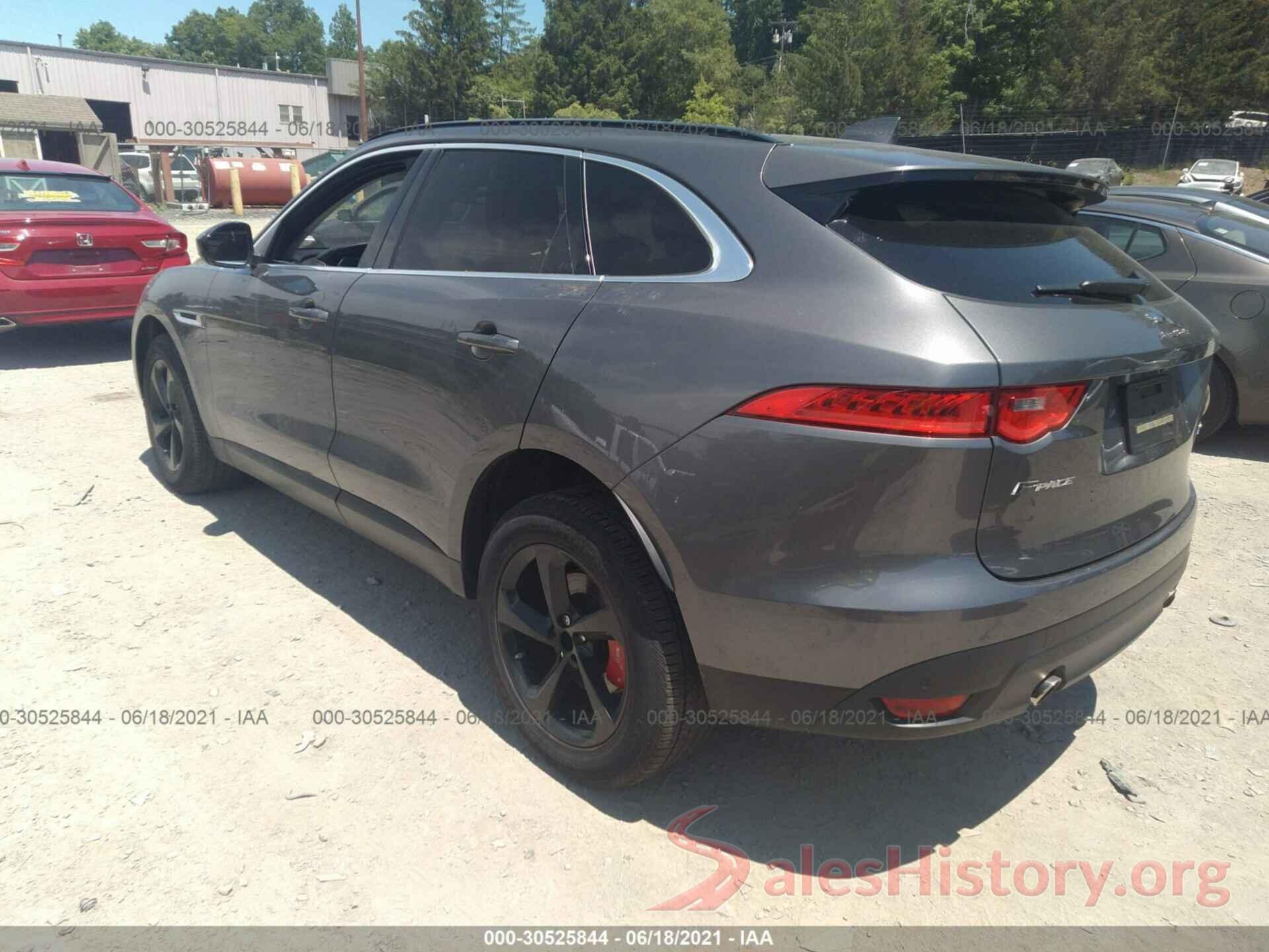 SADCJ2FX7KA365741 2019 JAGUAR F-PACE