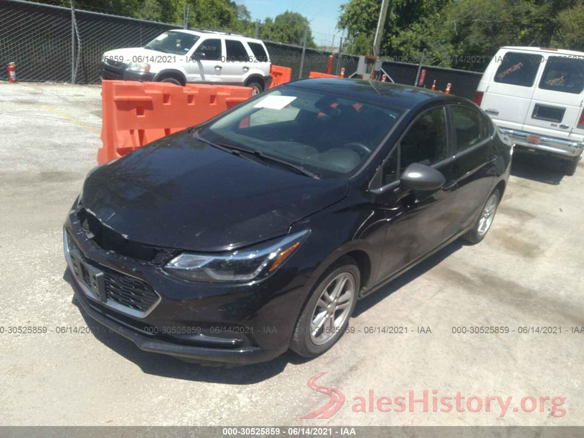 1G1BE5SM4J7129528 2018 CHEVROLET CRUZE