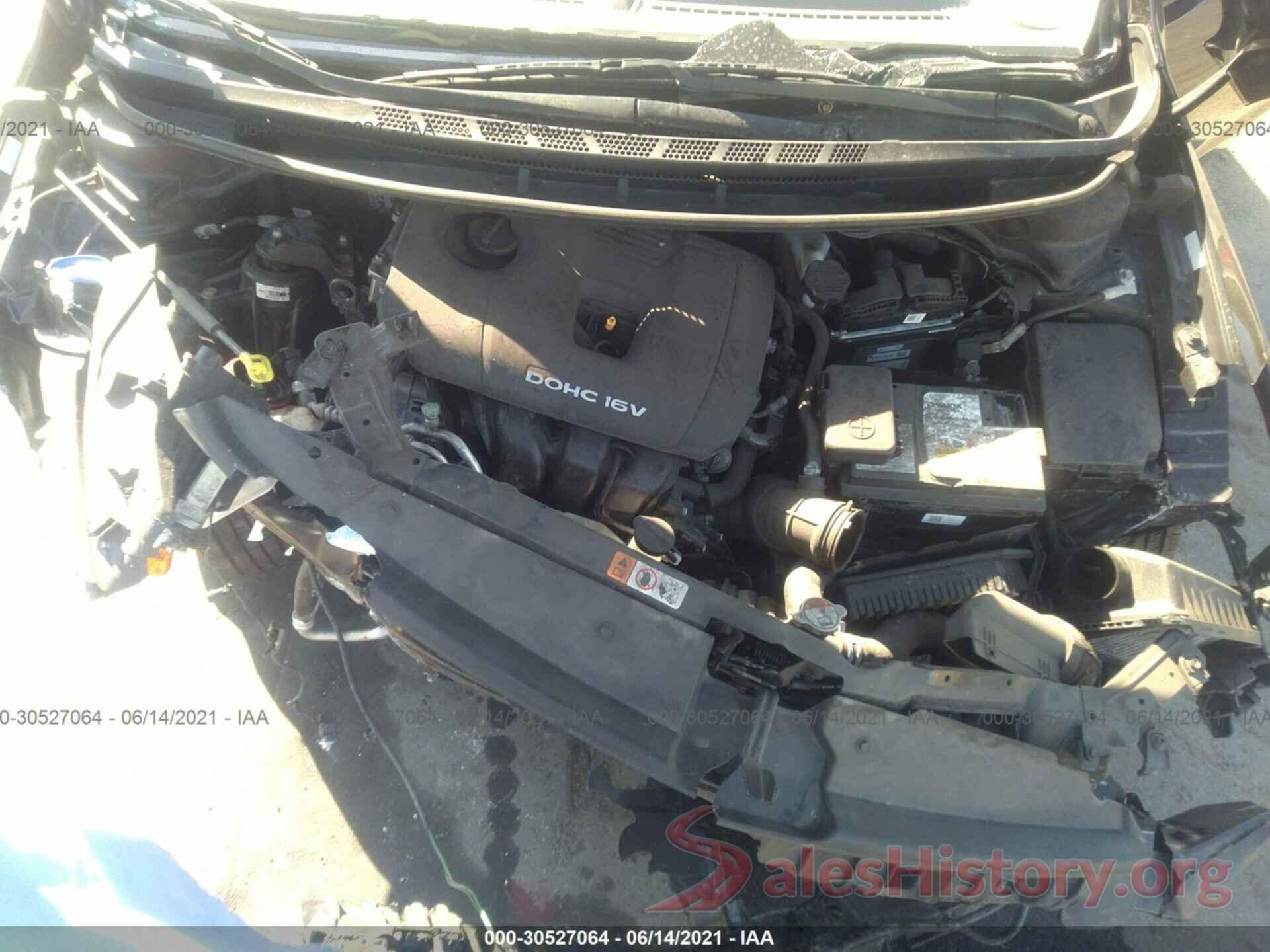 3KPFK4A70JE245963 2018 KIA FORTE