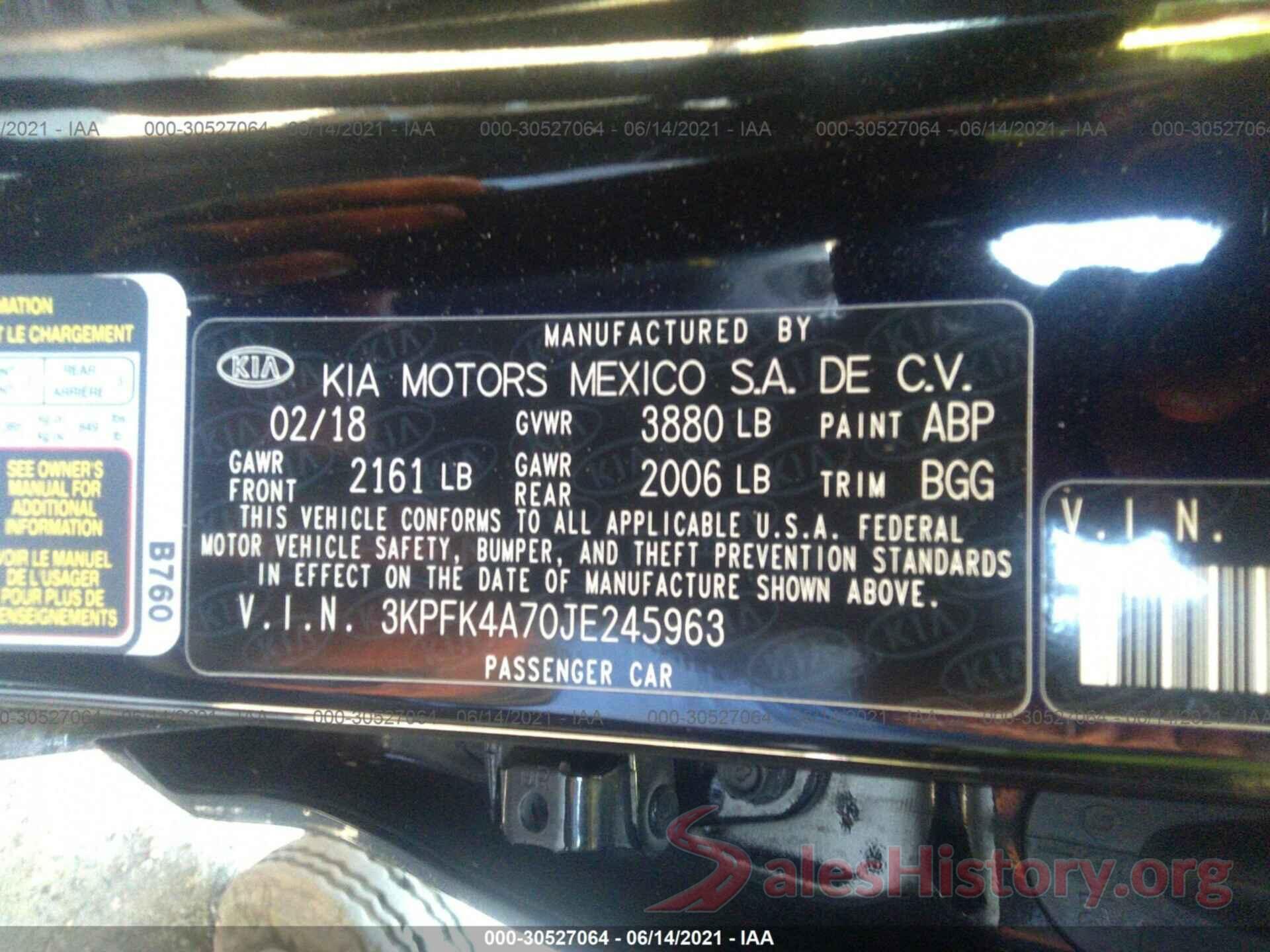 3KPFK4A70JE245963 2018 KIA FORTE