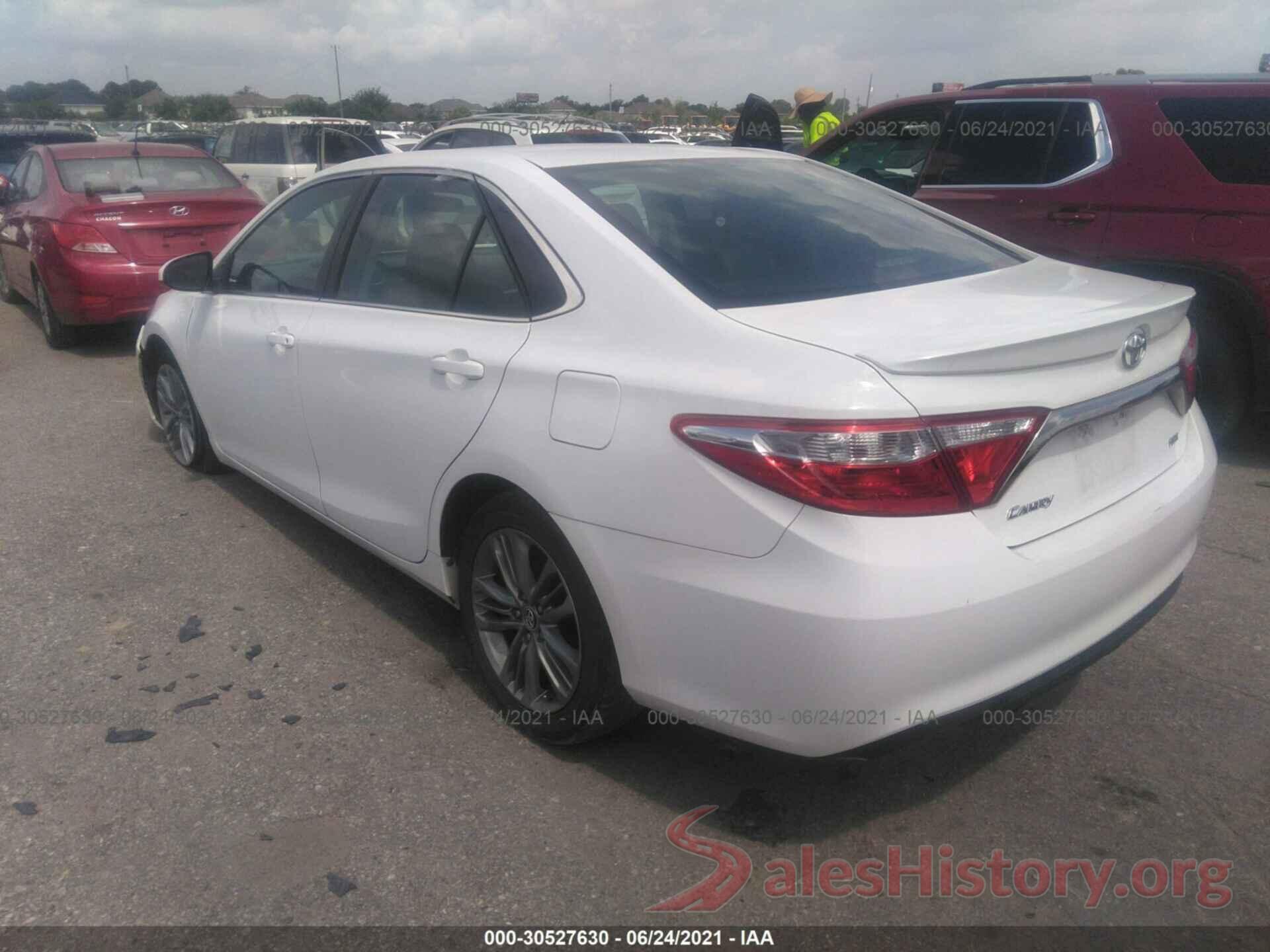 4T1BF1FK2GU524142 2016 TOYOTA CAMRY