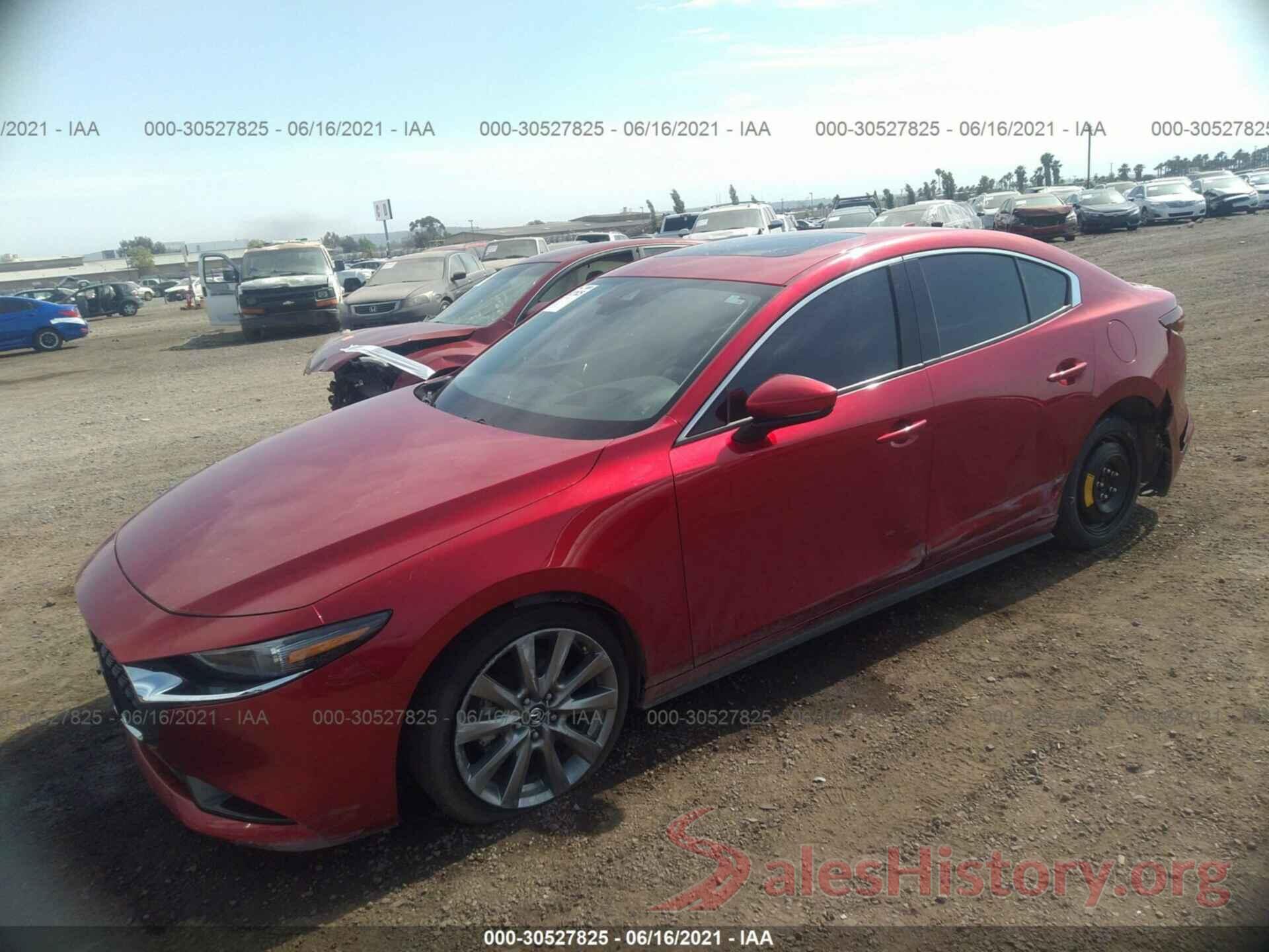 3MZBPAEM1KM103382 2019 MAZDA MAZDA3 SEDAN