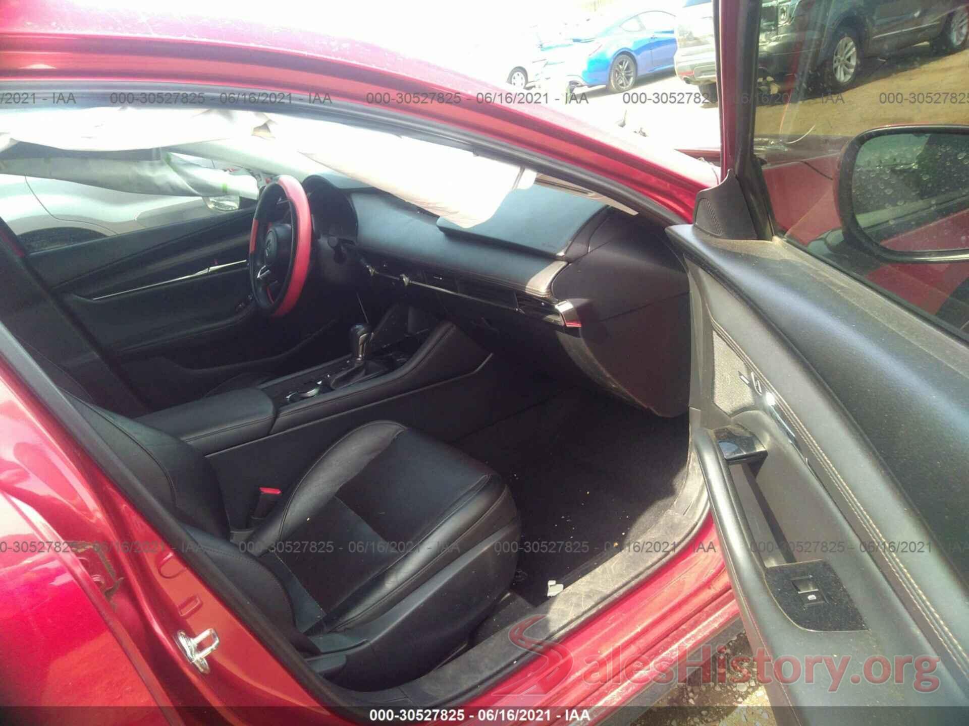 3MZBPAEM1KM103382 2019 MAZDA MAZDA3 SEDAN