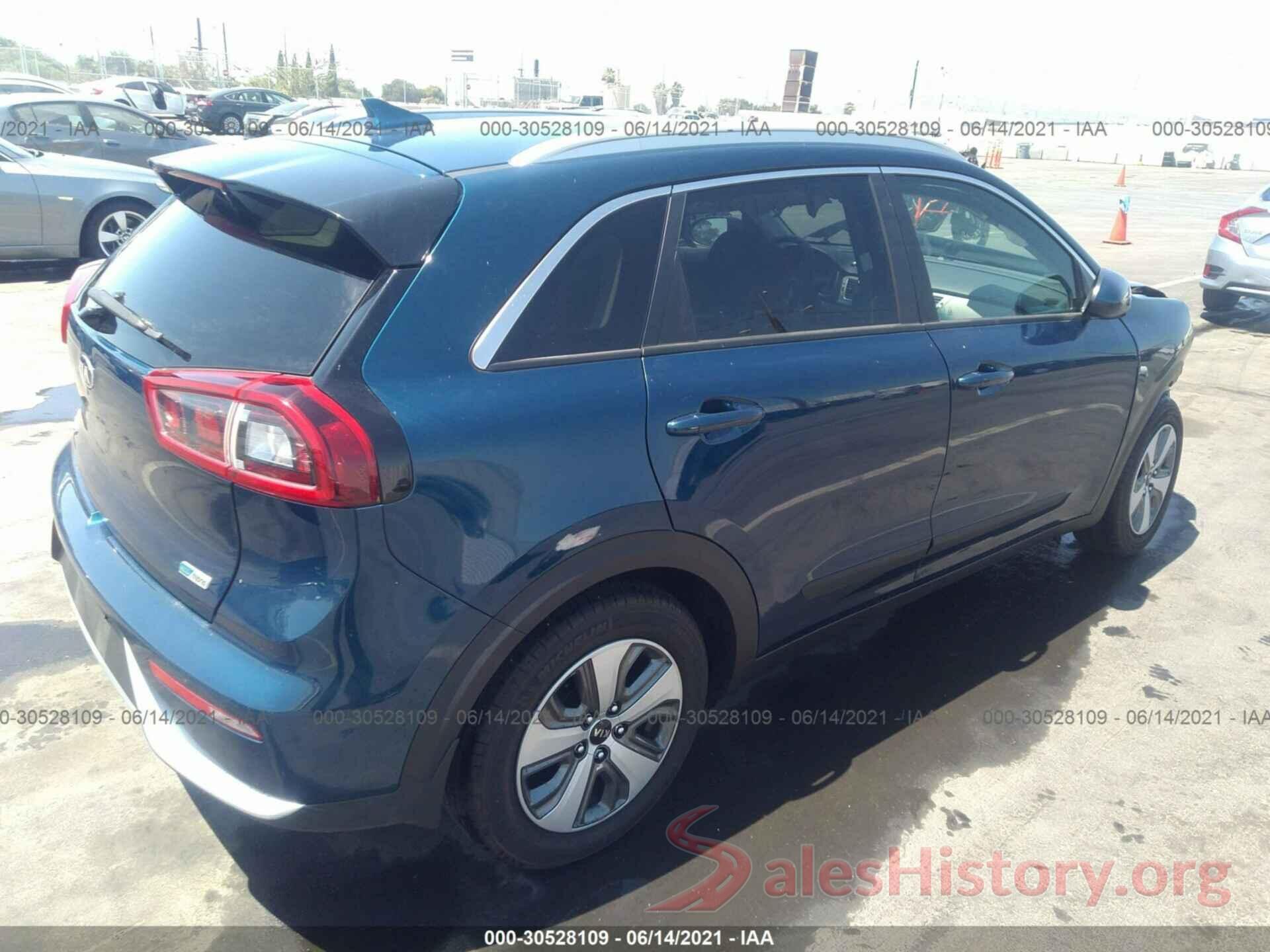 KNDCB3LC0K5336574 2019 KIA NIRO