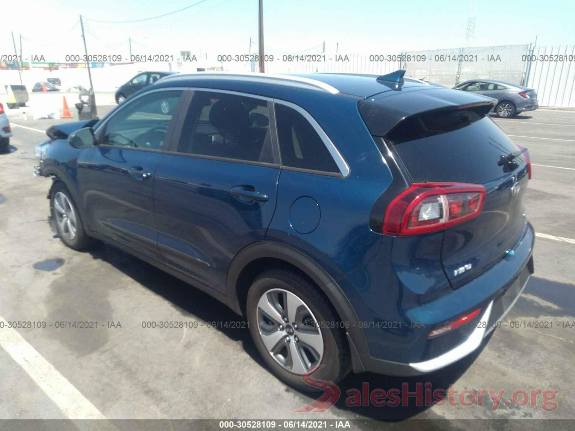 KNDCB3LC0K5336574 2019 KIA NIRO