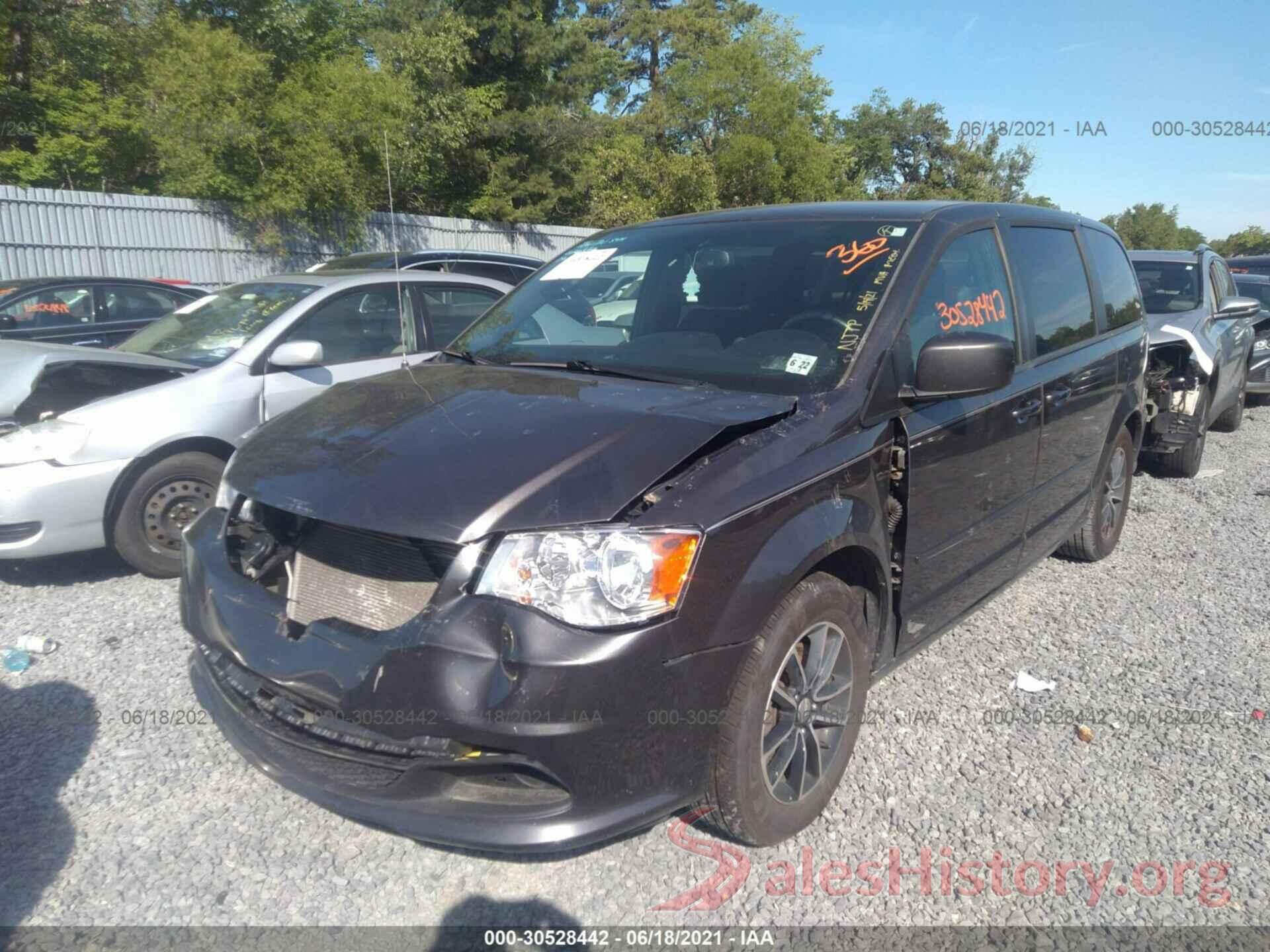 2C4RDGBG9HR615243 2017 DODGE GRAND CARAVAN