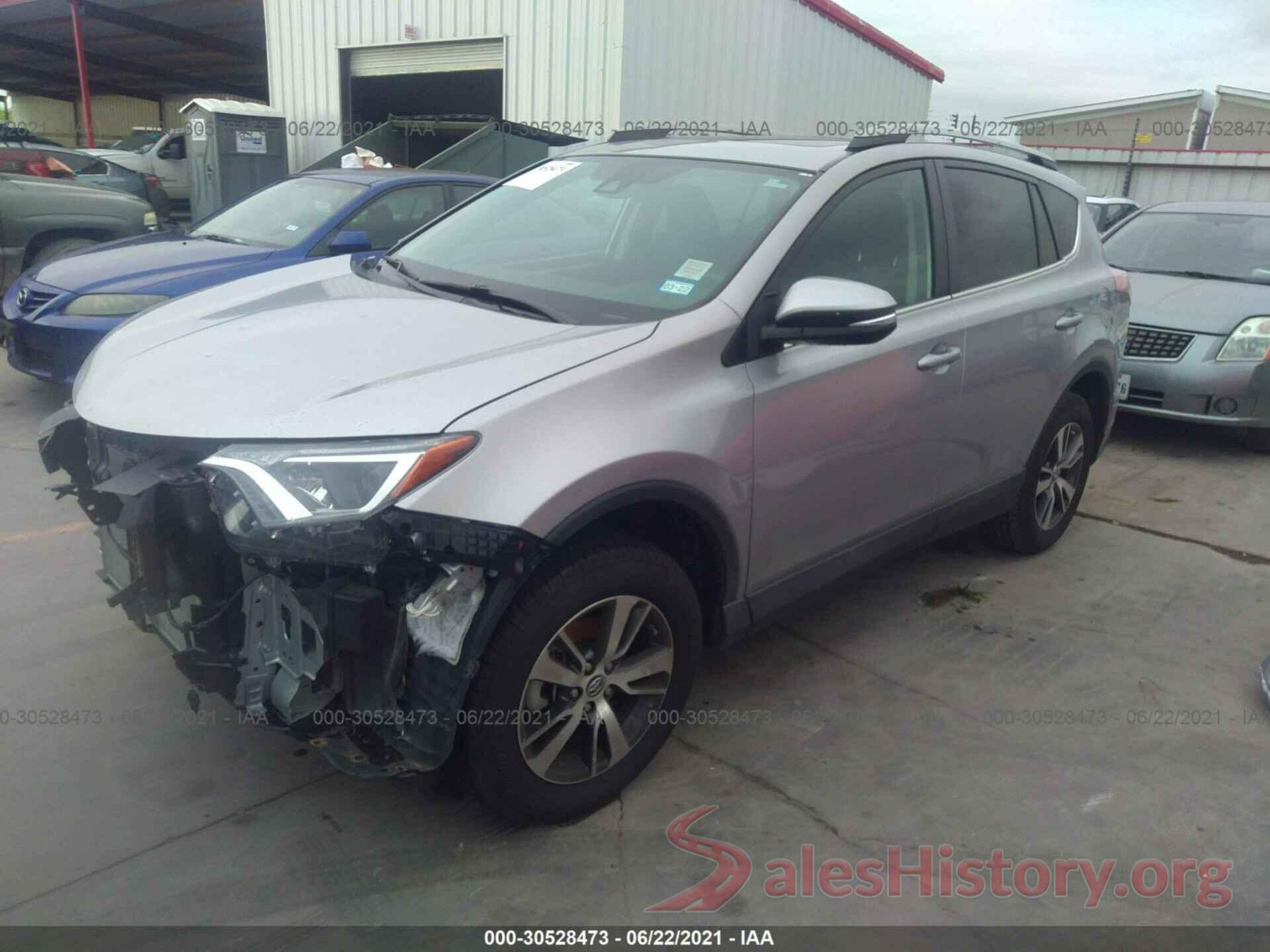 2T3WFREV7JW412379 2018 TOYOTA RAV4