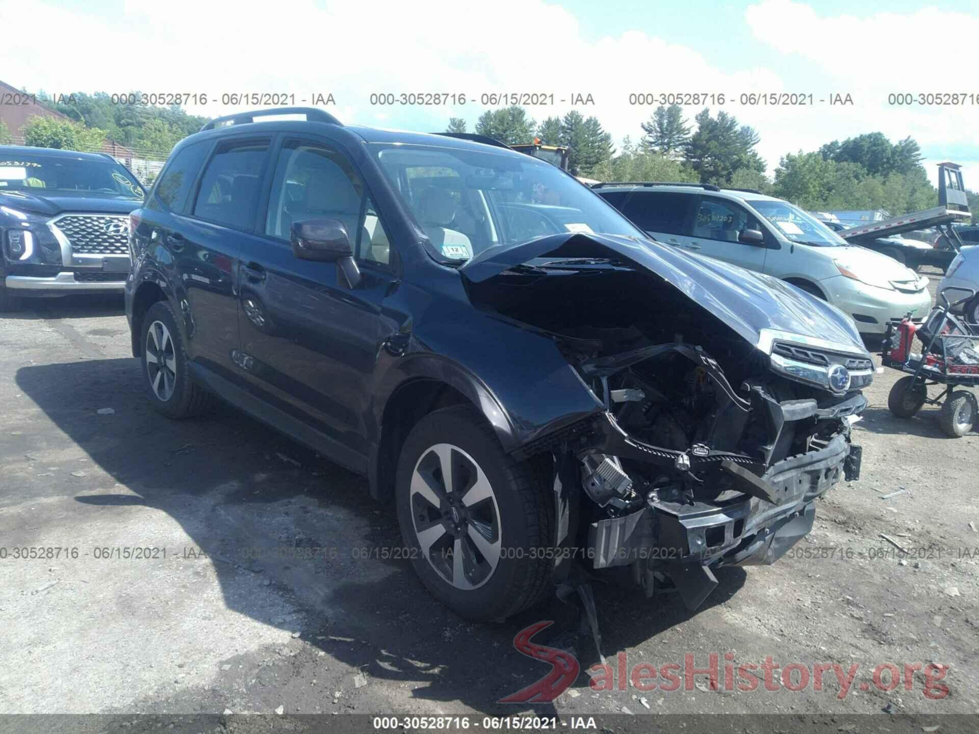 JF2SJAEC2JH430728 2018 SUBARU FORESTER