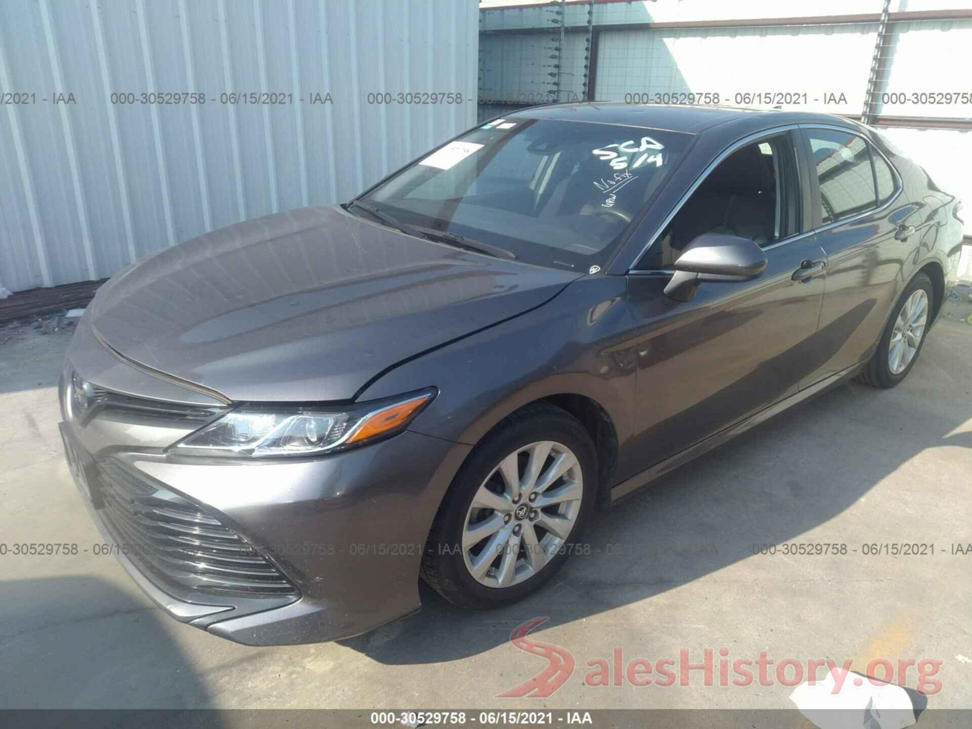 4T1B11HK0KU695444 2019 TOYOTA CAMRY