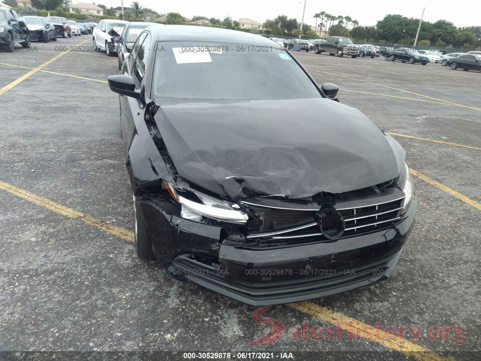 3VW2B7AJ1JM207799 2018 VOLKSWAGEN JETTA