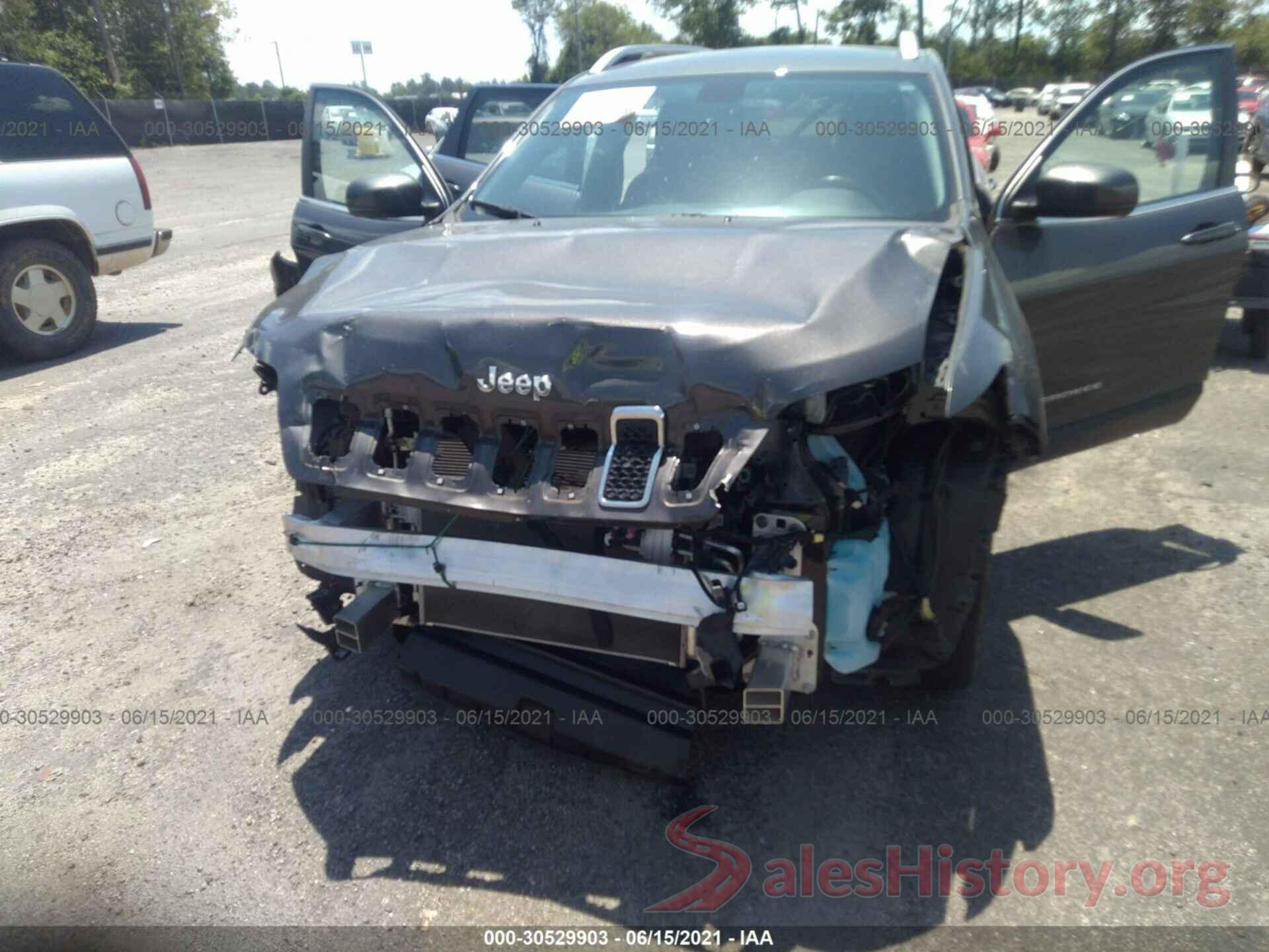 1C4PJLDB5KD474532 2019 JEEP CHEROKEE