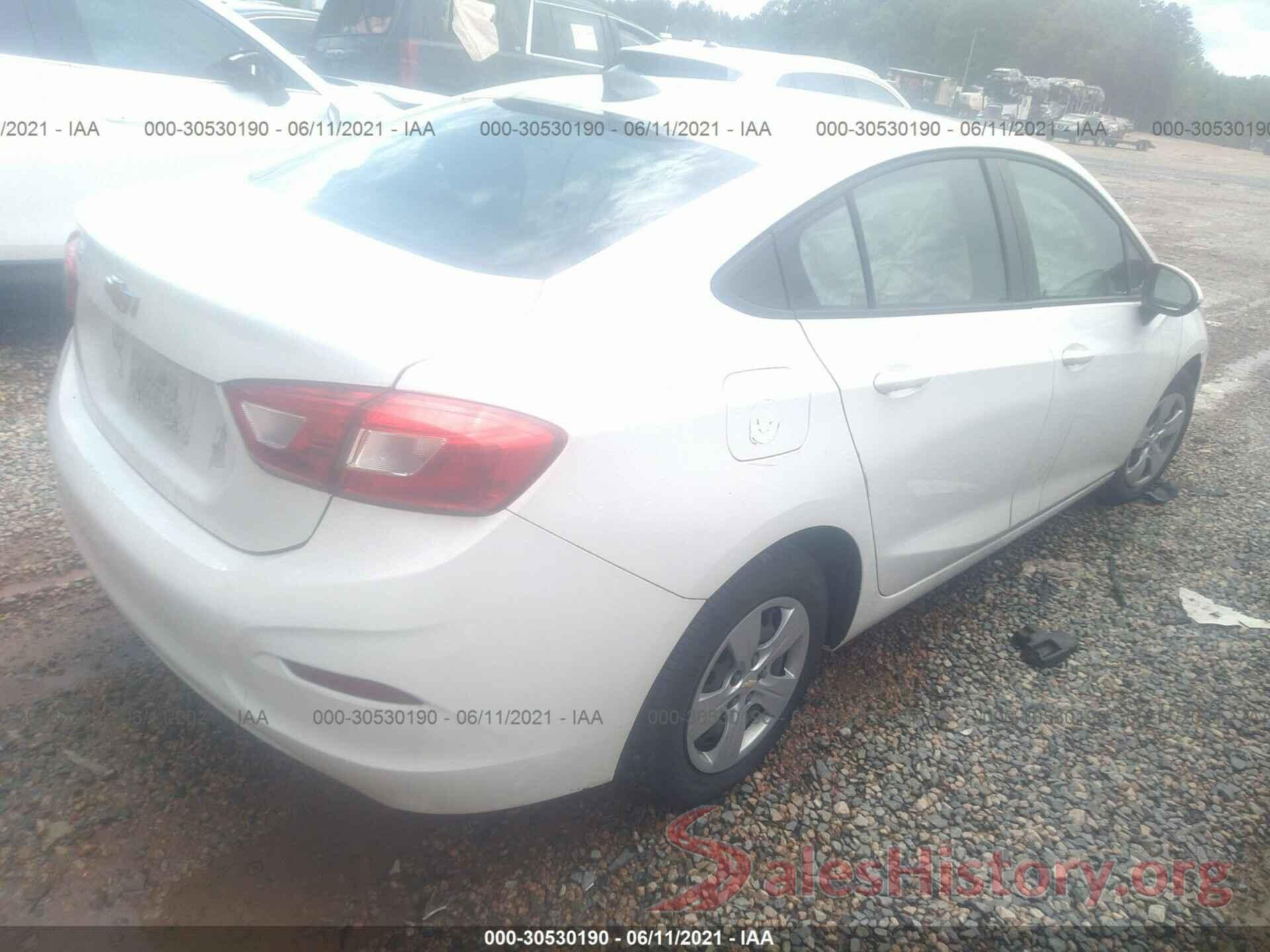 1G1BC5SM8J7175868 2018 CHEVROLET CRUZE