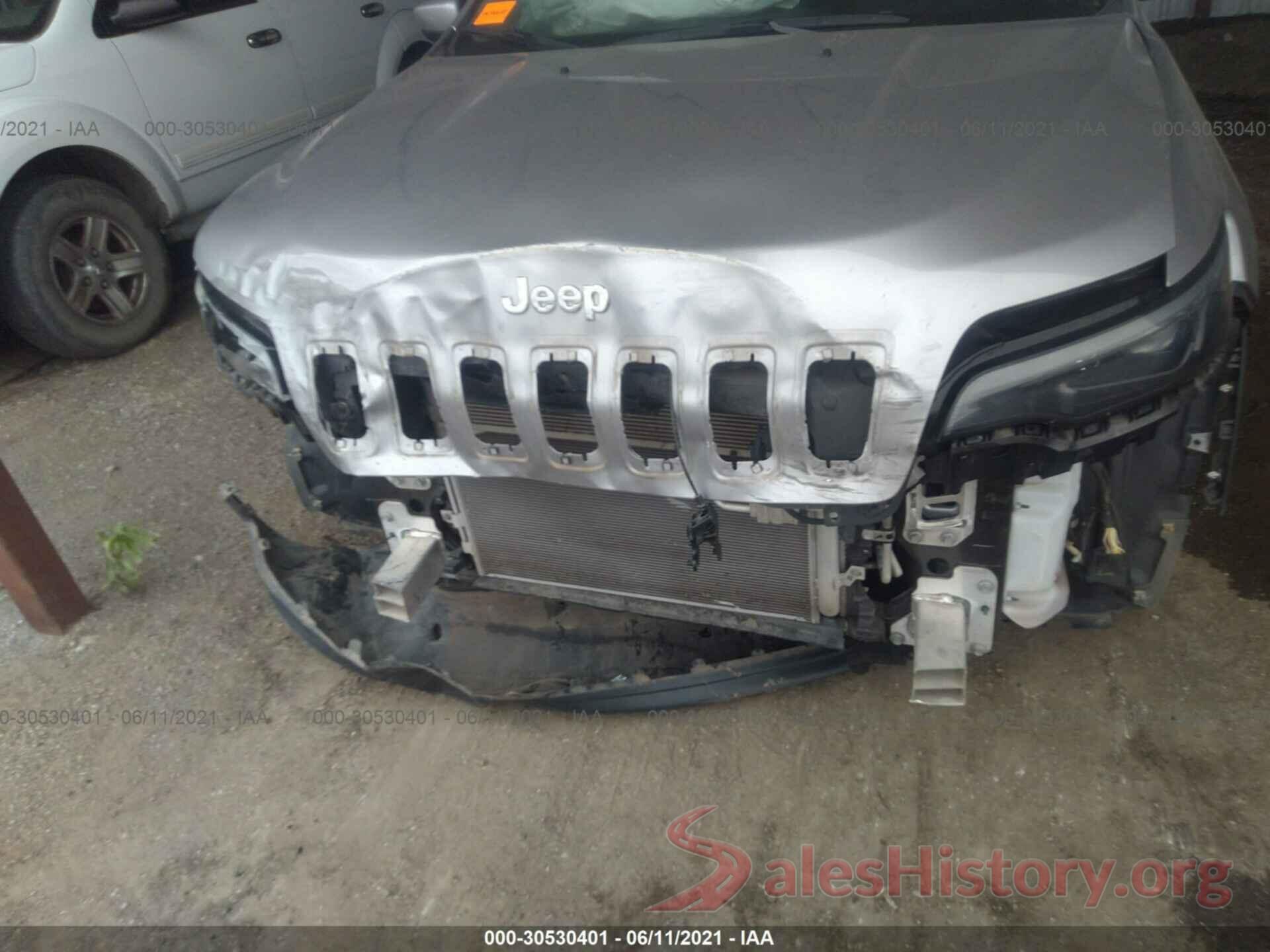 1C4PJLCB5KD297966 2019 JEEP CHEROKEE