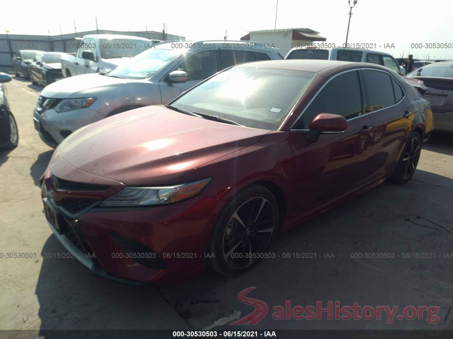 4T1B61HK9JU627630 2018 TOYOTA CAMRY