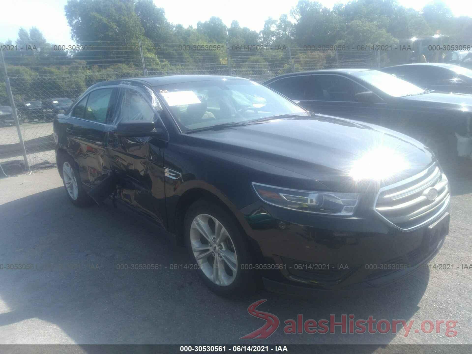 1FAHP2D82JG132458 2018 FORD TAURUS