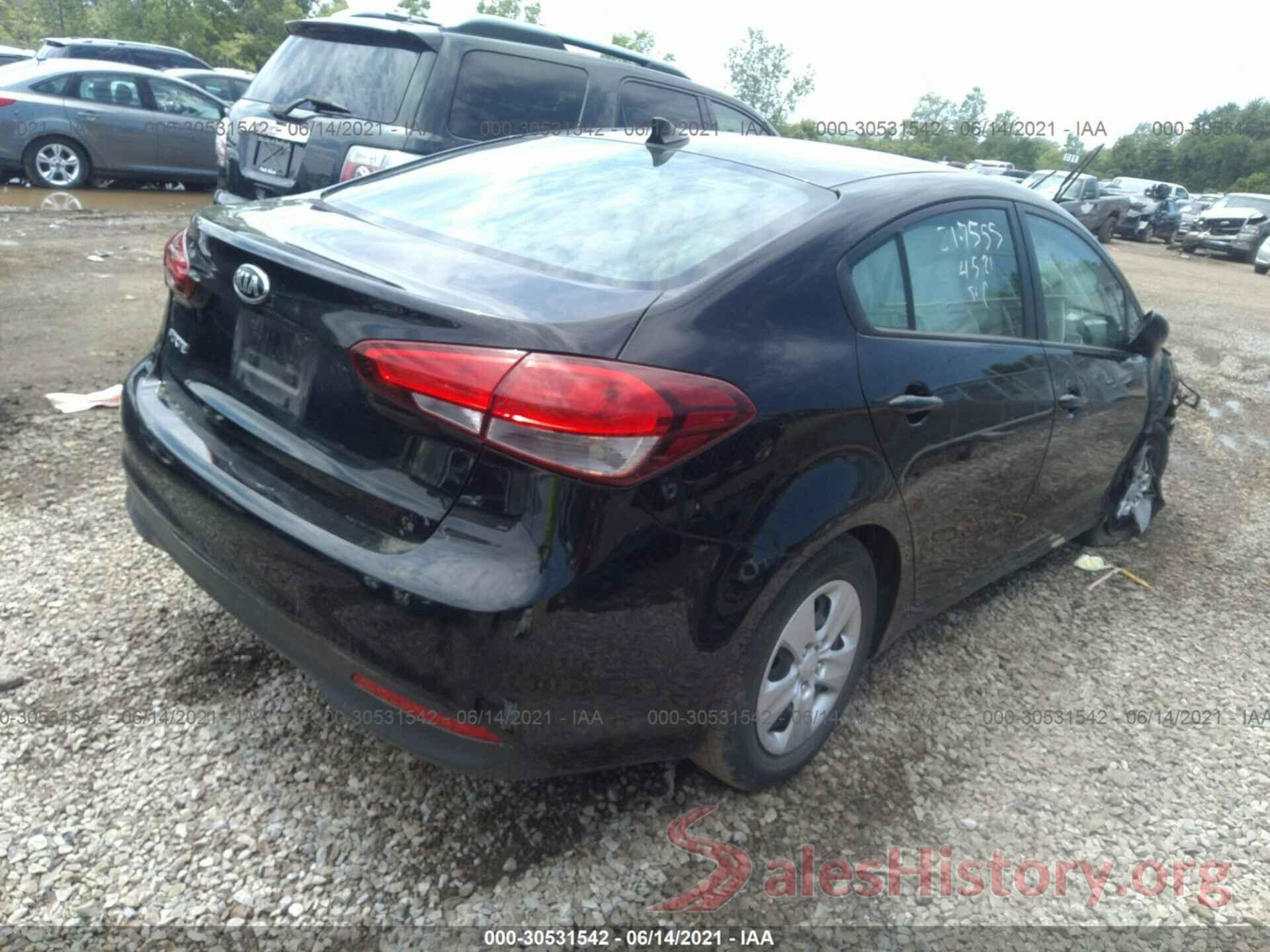 3KPFK4A72HE129917 2017 KIA FORTE