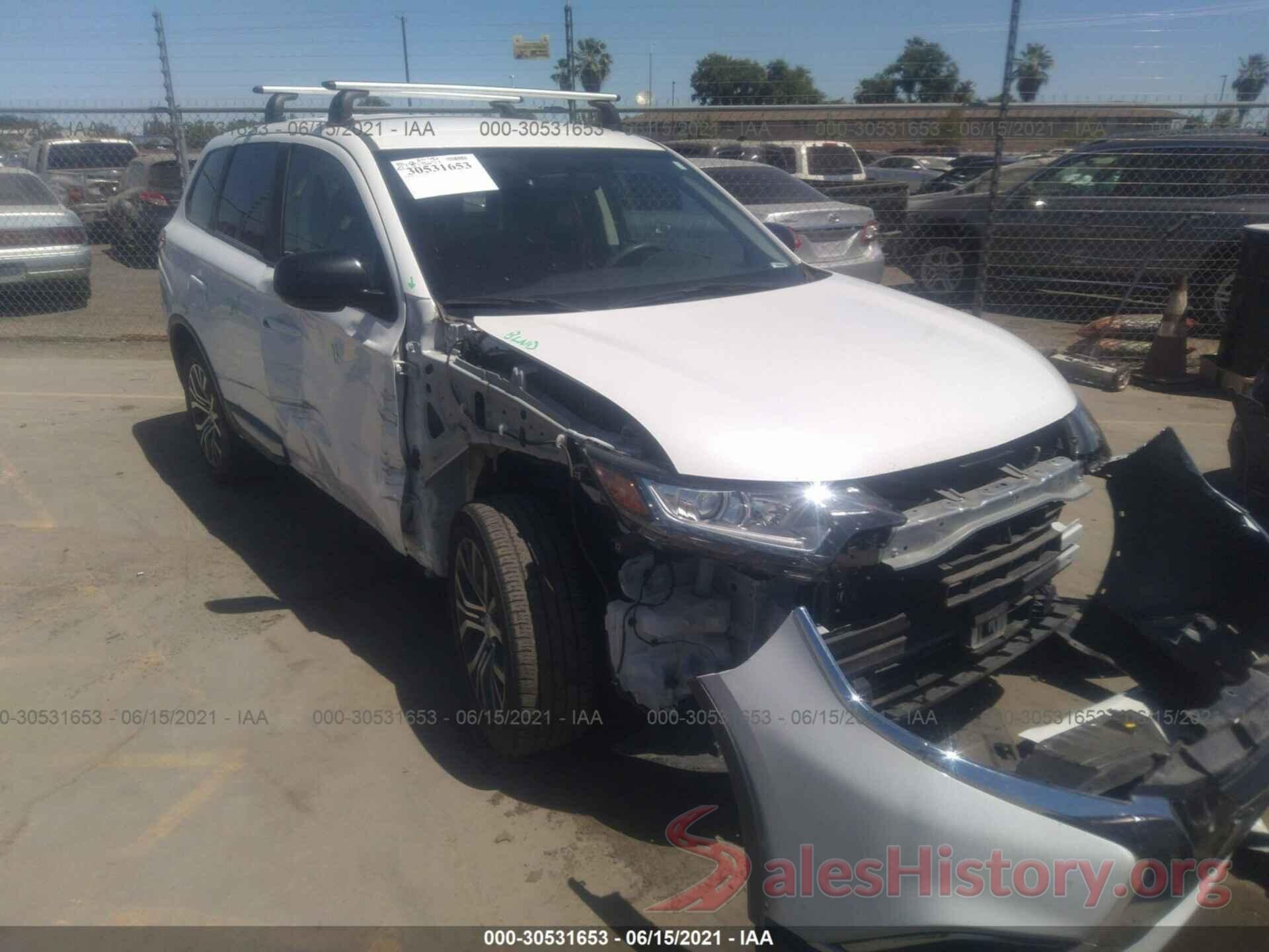 JA4AD2A39JZ002155 2018 MITSUBISHI OUTLANDER