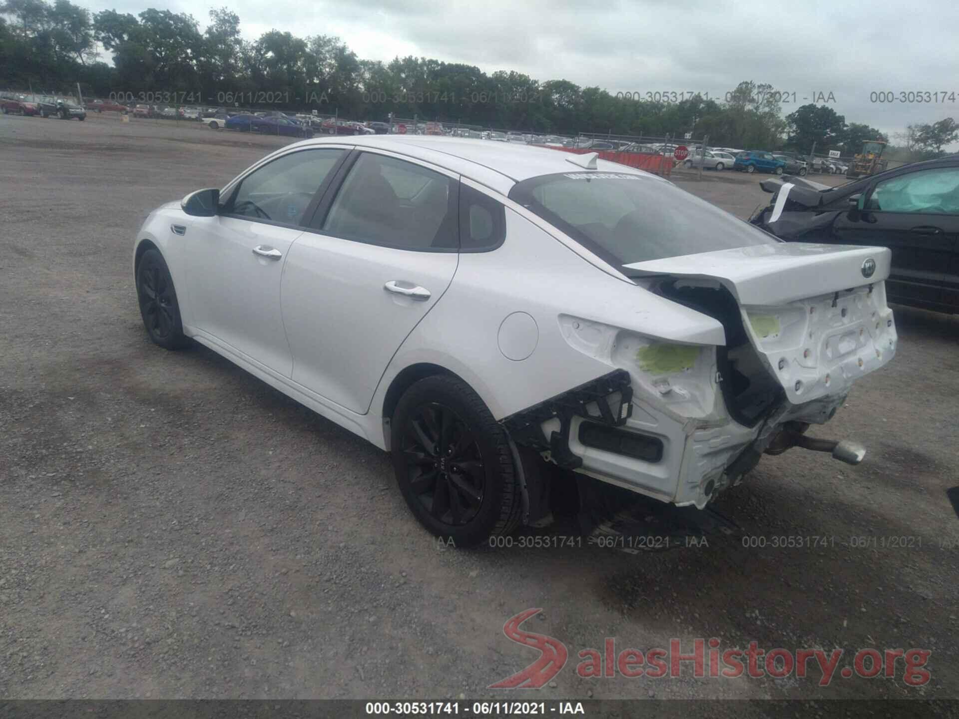 5XXGT4L32JG257079 2018 KIA OPTIMA