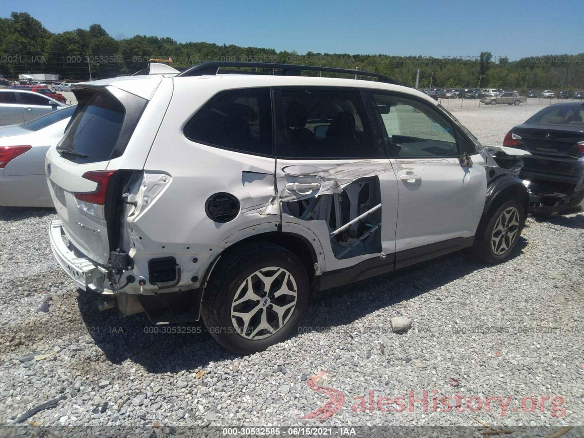 JF2SKAGC2KH413651 2019 SUBARU FORESTER