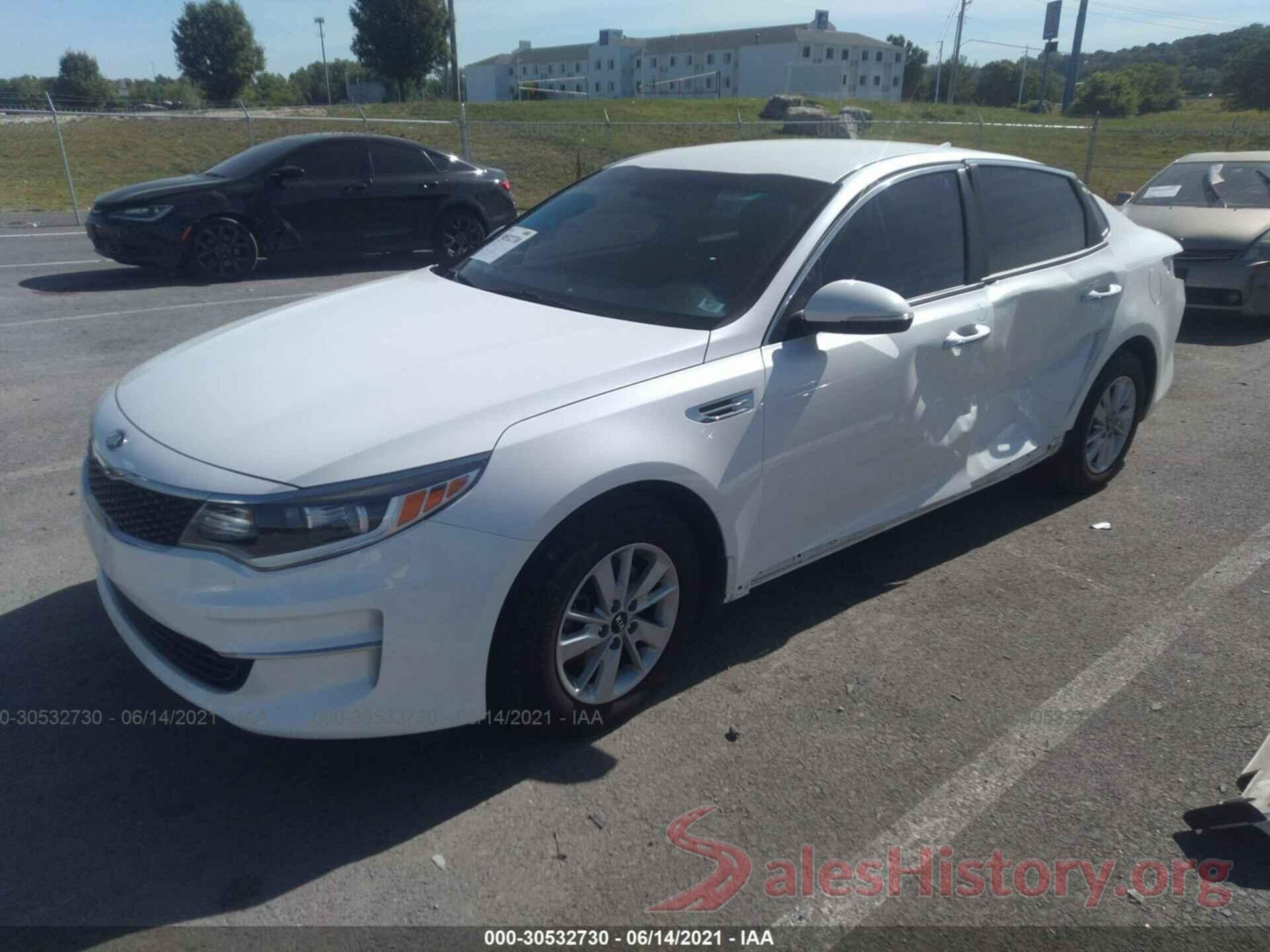 KNAGT4L3XG5103584 2016 KIA OPTIMA