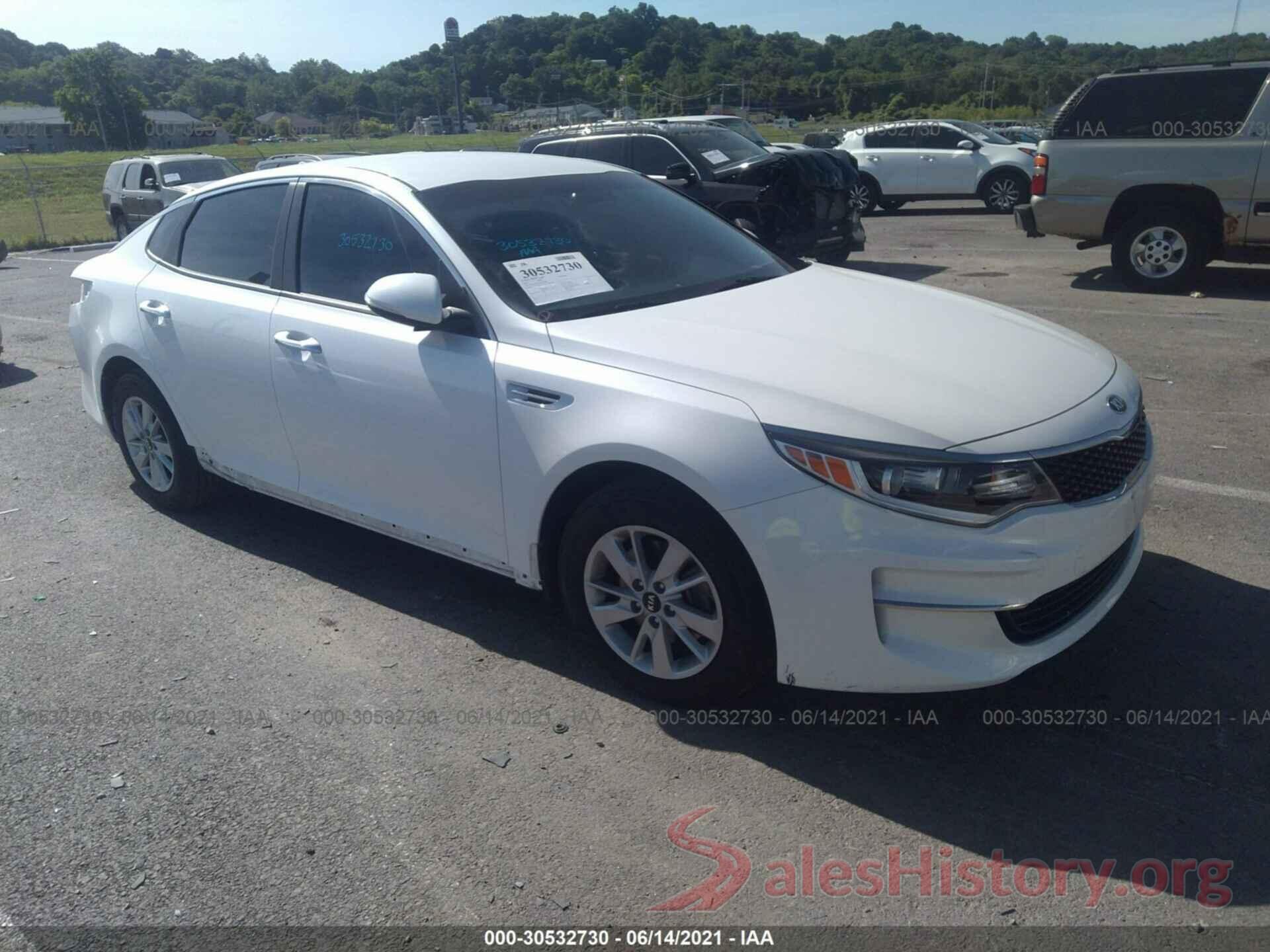 KNAGT4L3XG5103584 2016 KIA OPTIMA