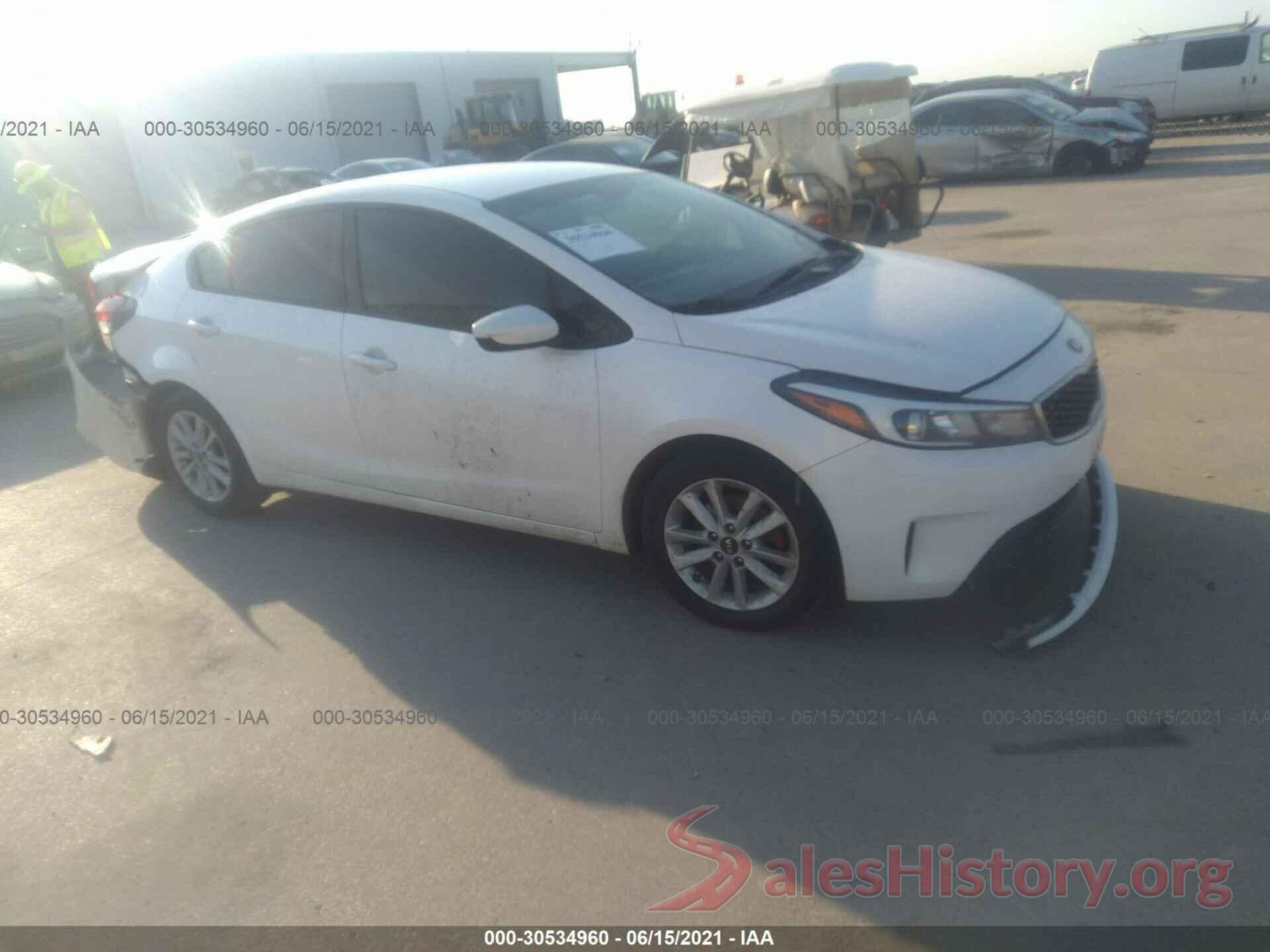 3KPFL4A78HE018480 2017 KIA FORTE