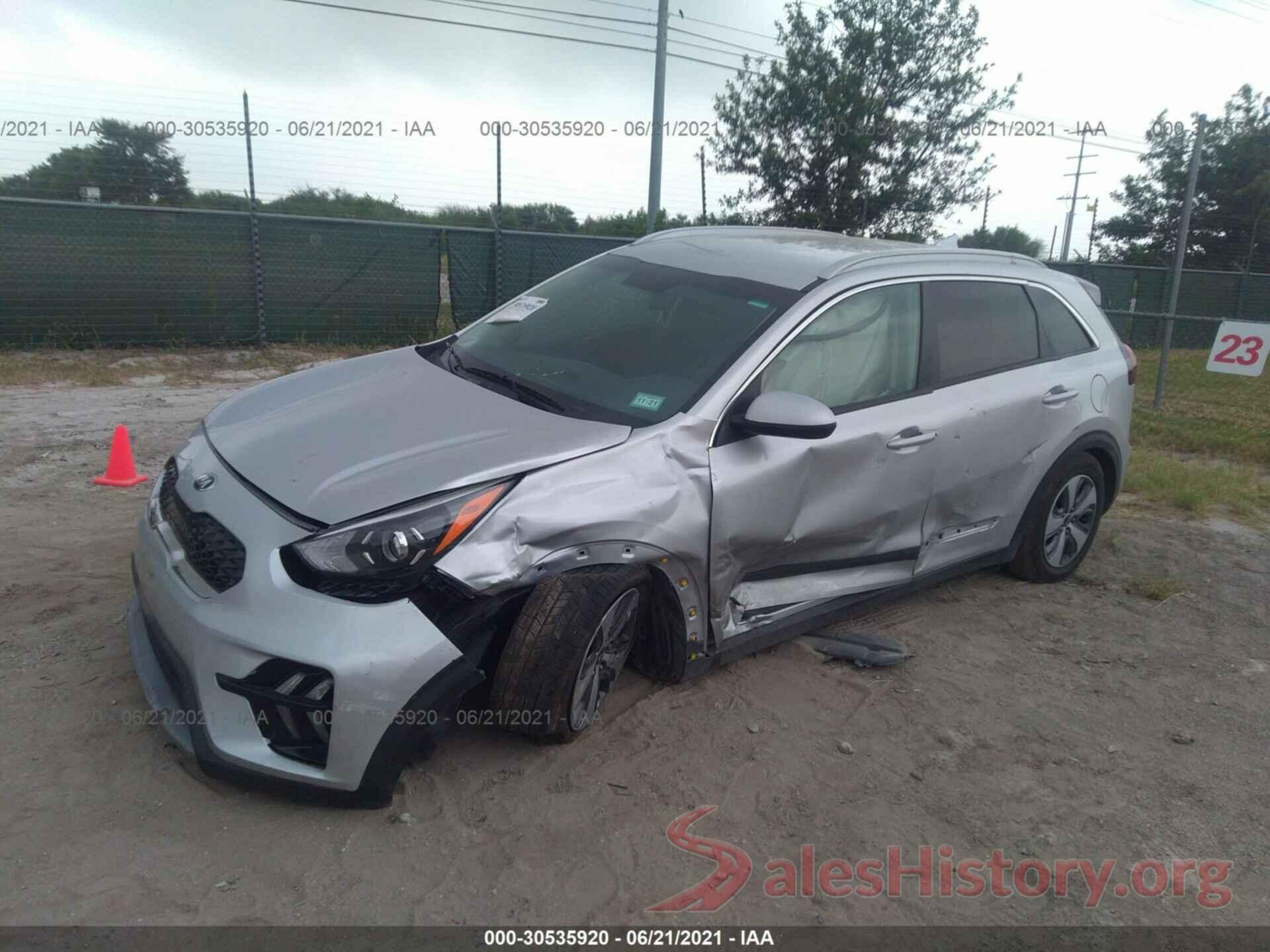 KNDCB3LC3L5395538 2020 KIA NIRO