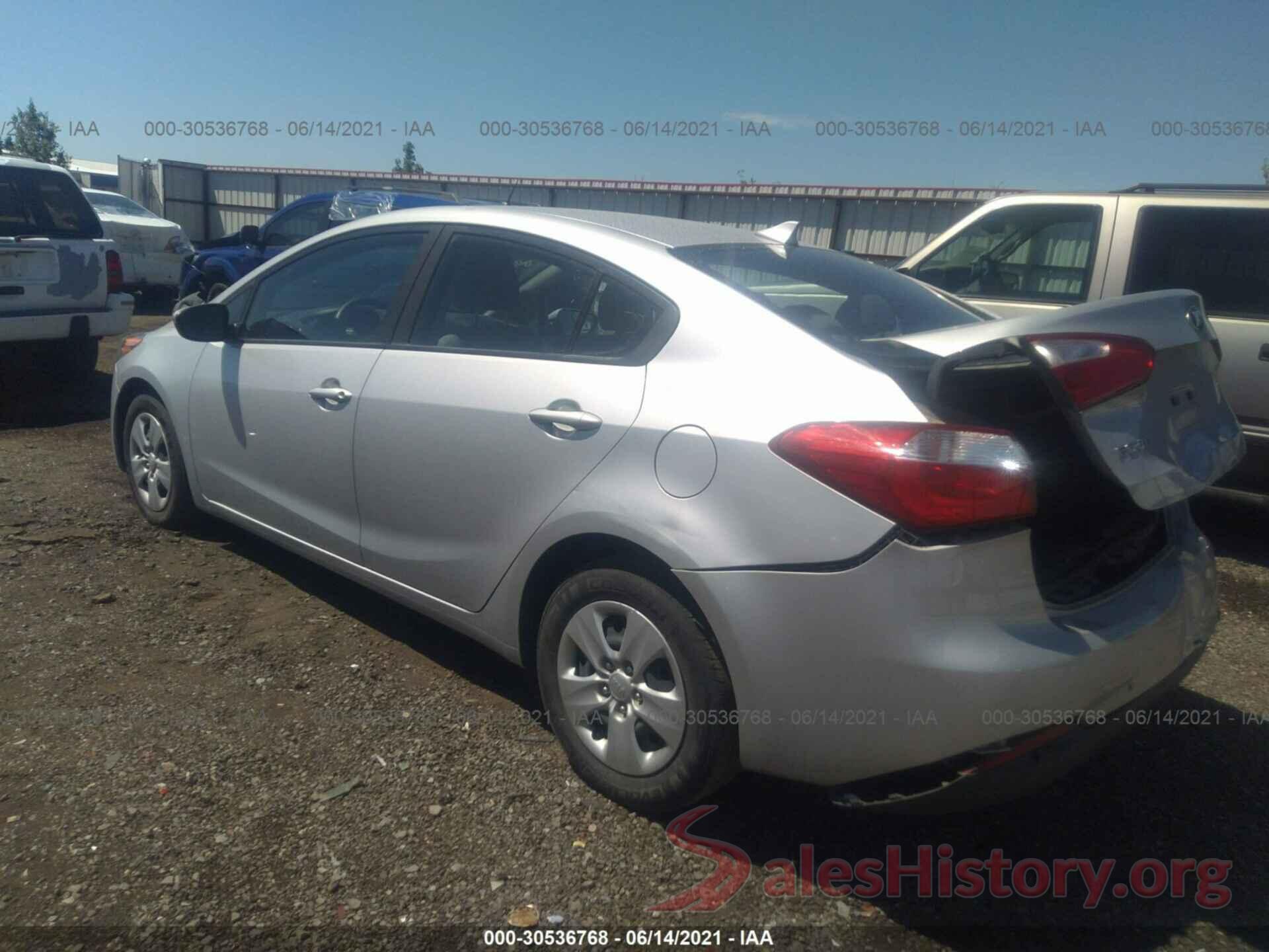 KNAFK4A67G5496746 2016 KIA FORTE