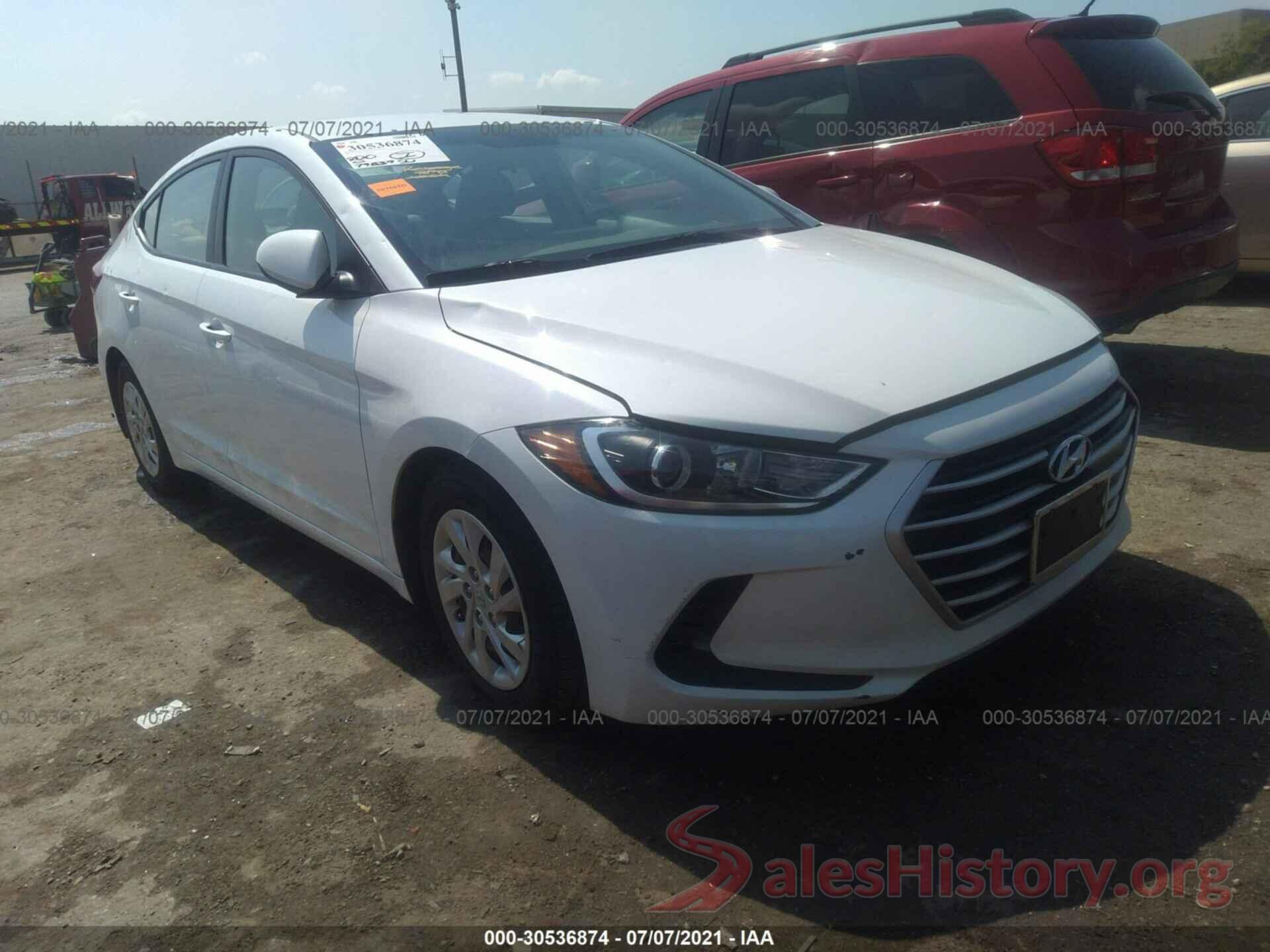 5NPD74LF0HH135742 2017 HYUNDAI ELANTRA