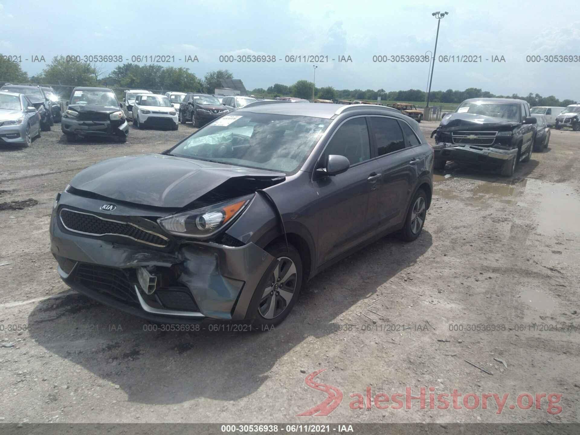 KNDCB3LC0H5076900 2017 KIA NIRO