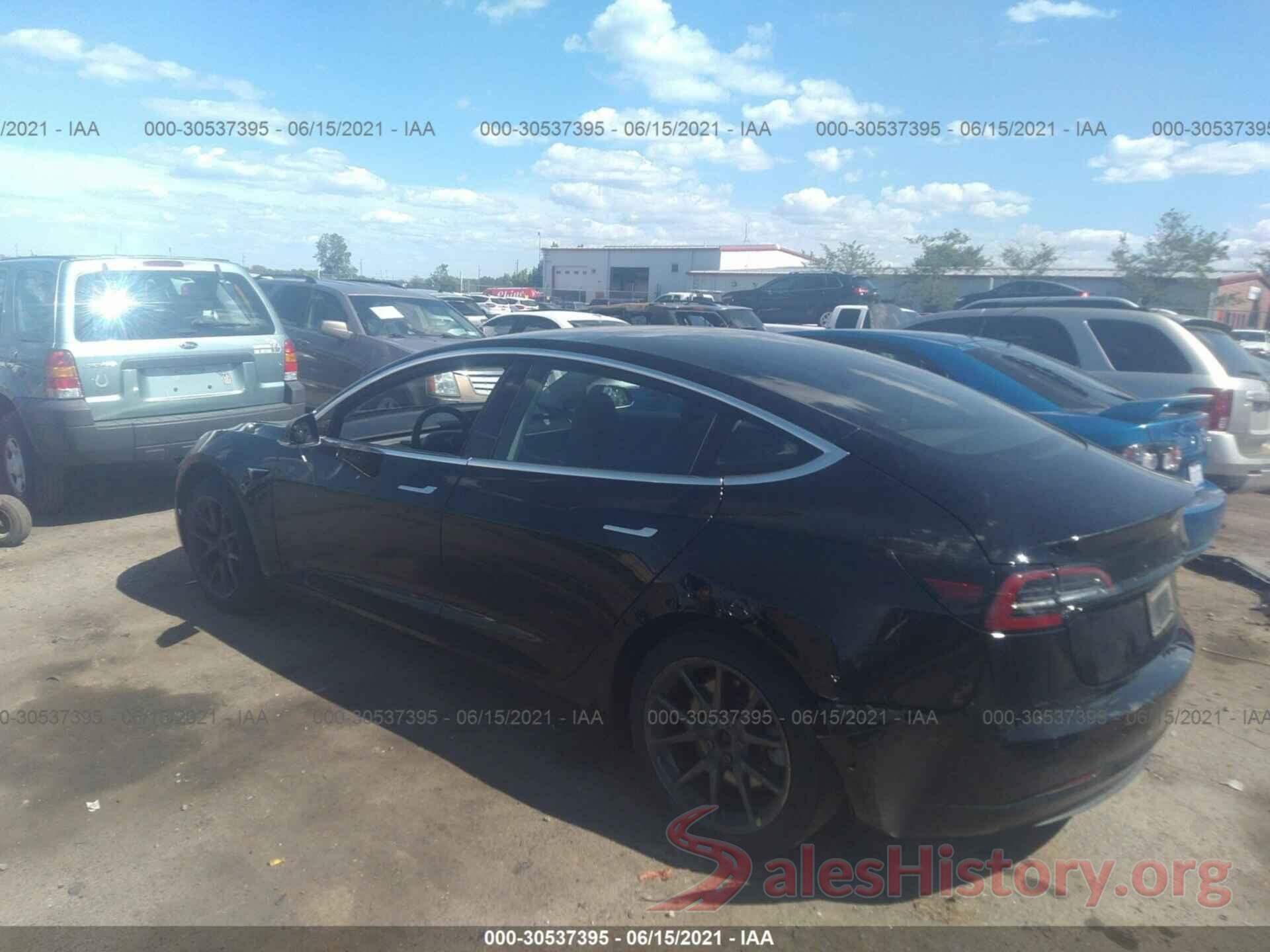 5YJ3E1EA1JF172434 2018 TESLA MODEL 3