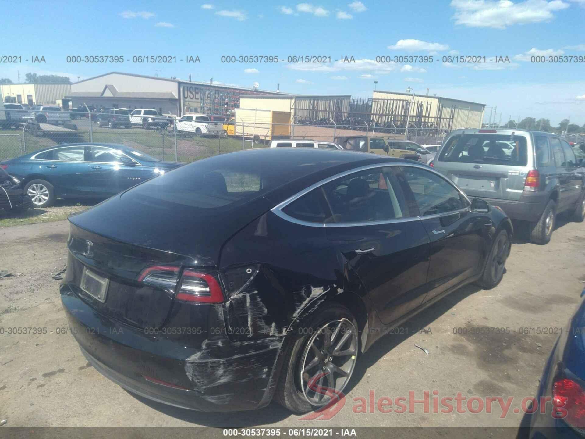 5YJ3E1EA1JF172434 2018 TESLA MODEL 3