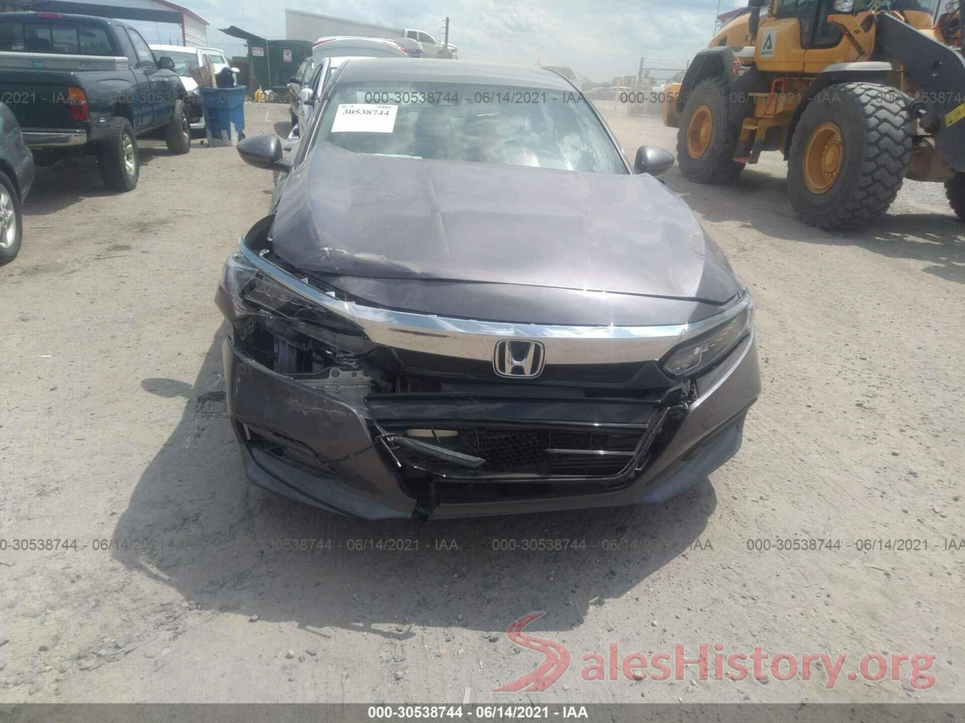 1HGCV1F17JA240356 2018 HONDA ACCORD SEDAN