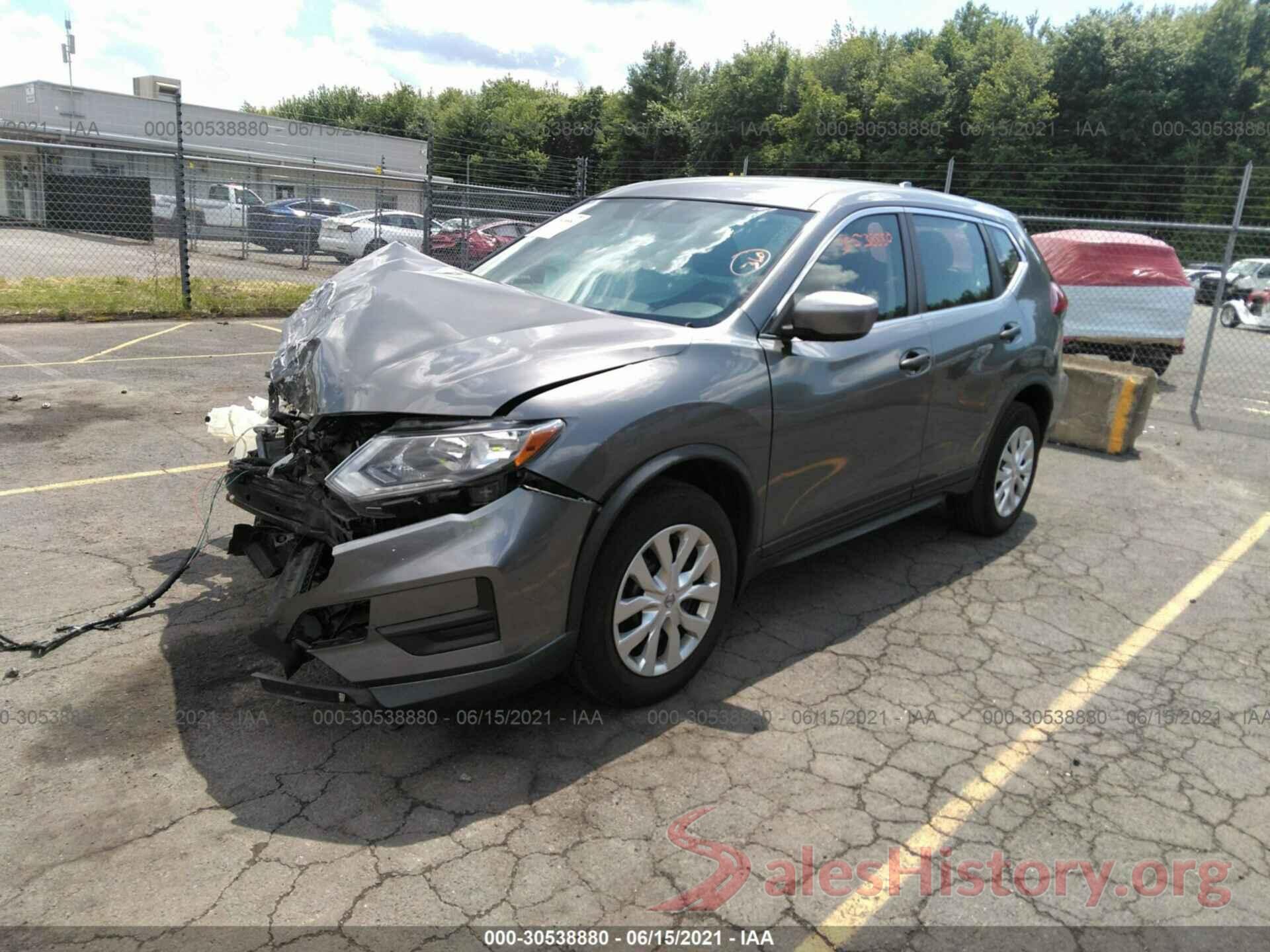 KNMAT2MV4JP573926 2018 NISSAN ROGUE